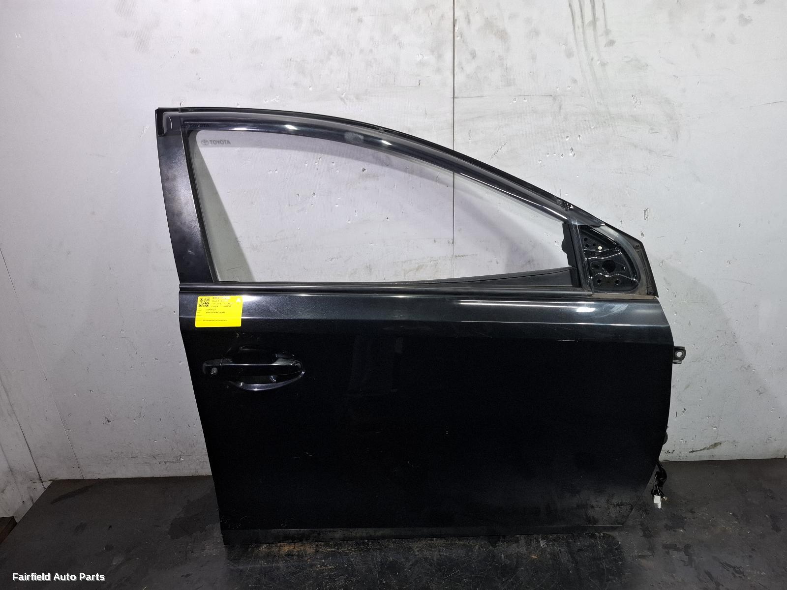 2012-2018 Toyota Corolla Right Front Door