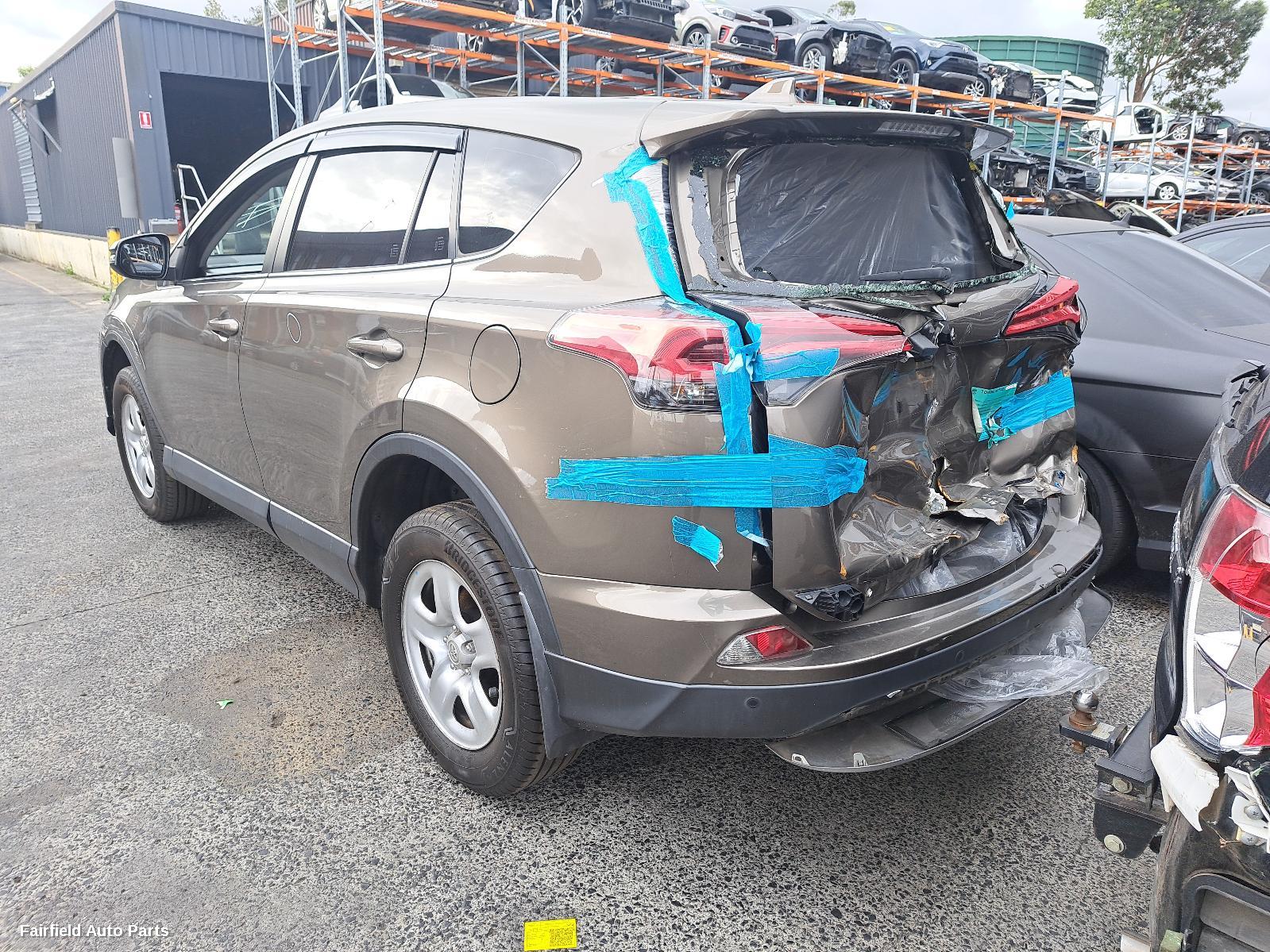 2017 Toyota Rav4 Fan