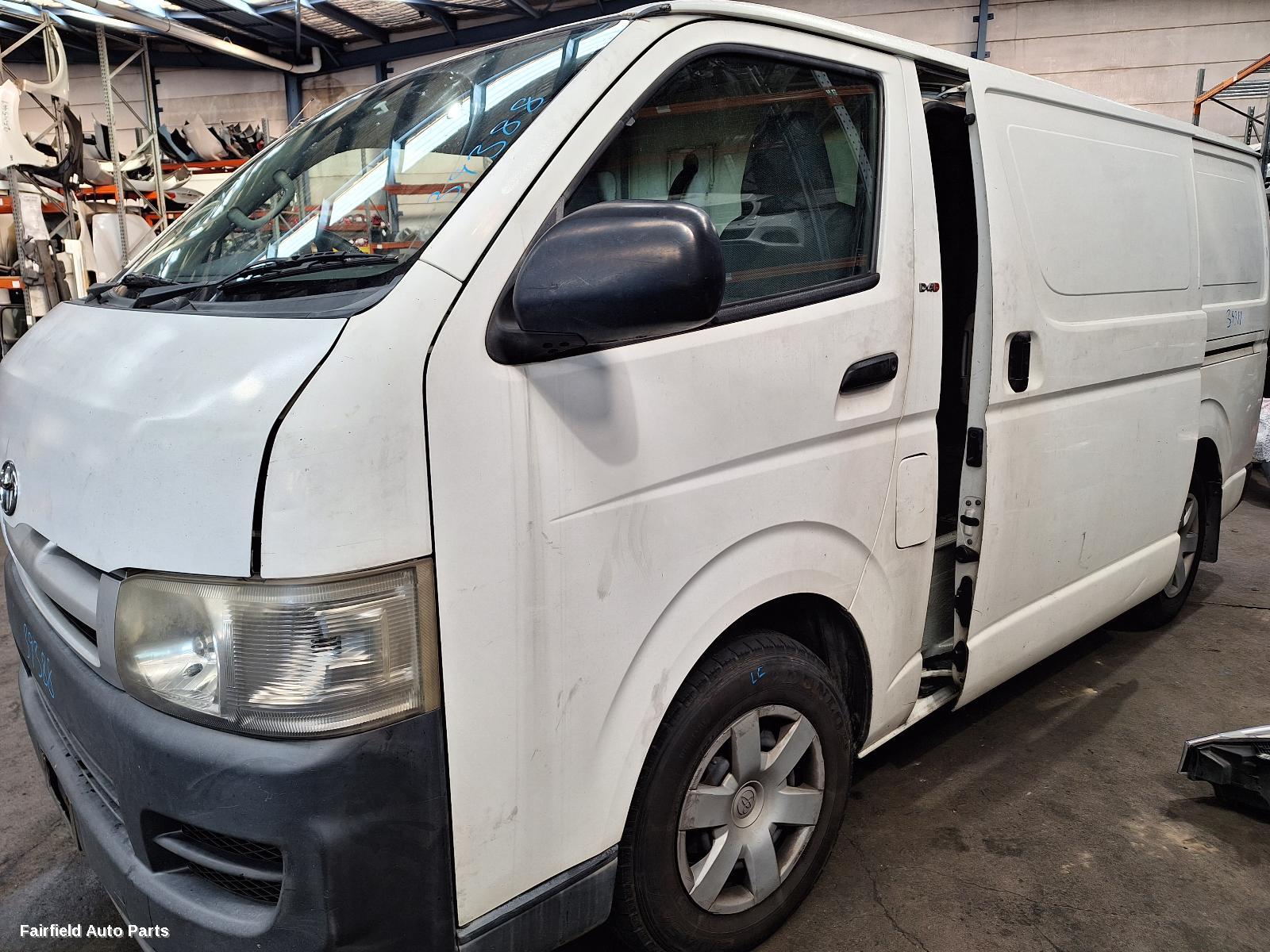 2005 Toyota Hiace F Bar Reinforc Brack