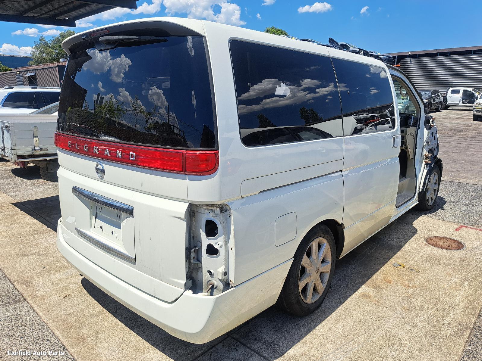 2004-2010 Nissan Elgrand Right Rear Door Sliding