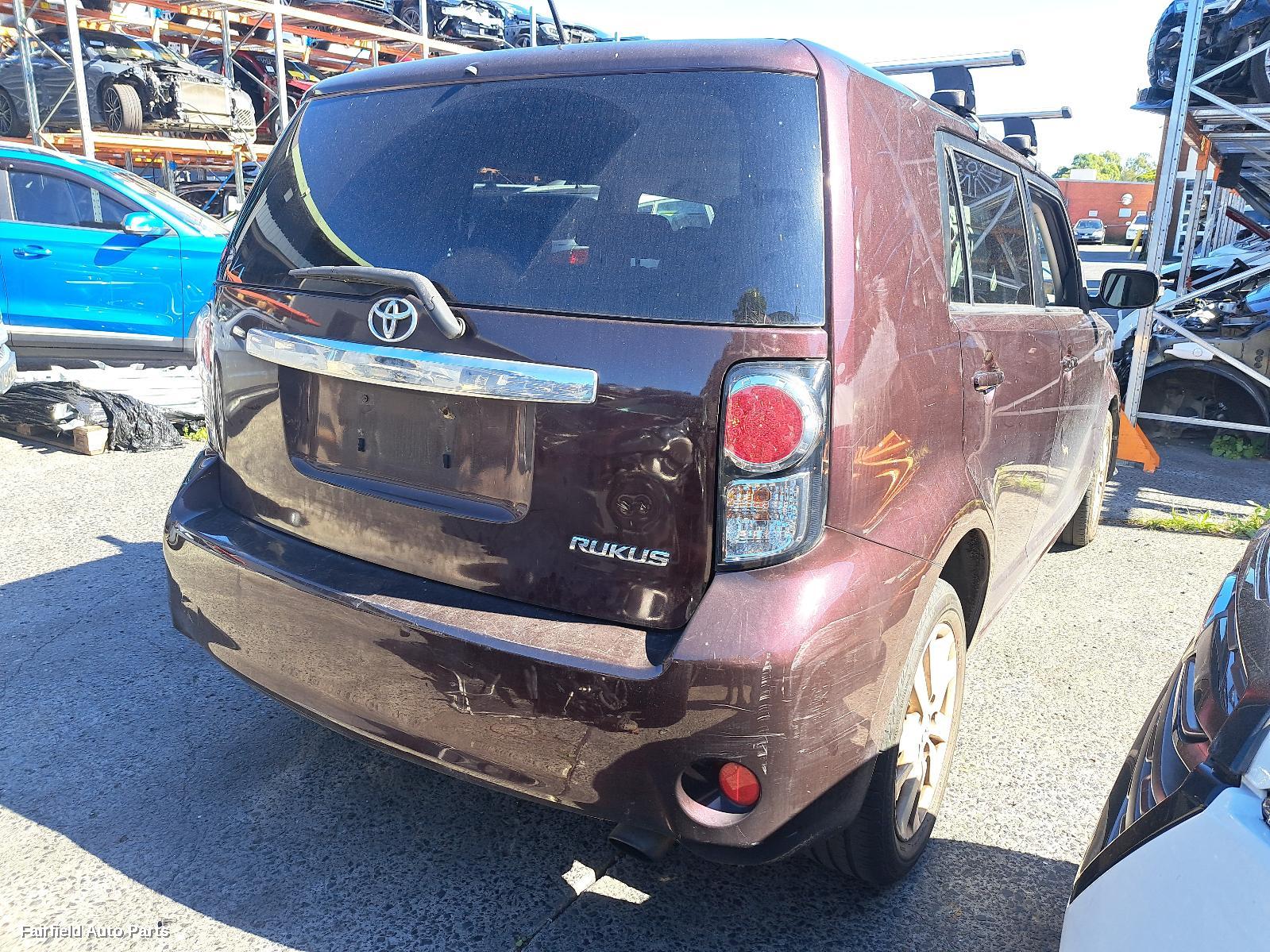 2011 Toyota Rukus Throttle Body