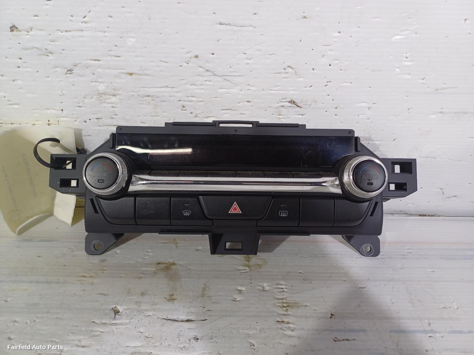 2019-2026 Mazda 3 Heater Ac Controls