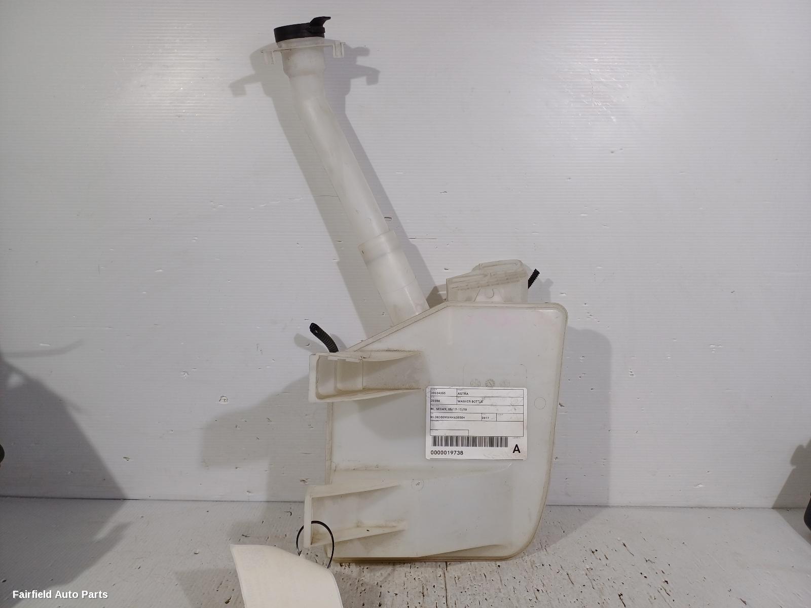 2017-2020 Holden Astra Washer Bottle