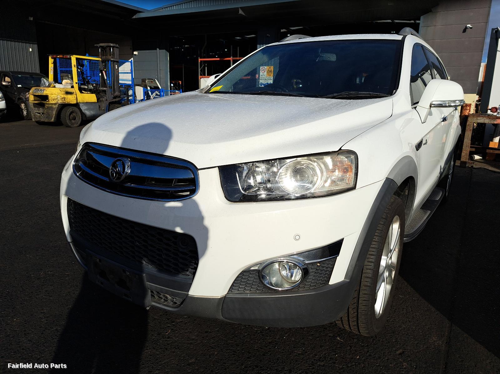 2013 Holden Captiva Right Front Door
