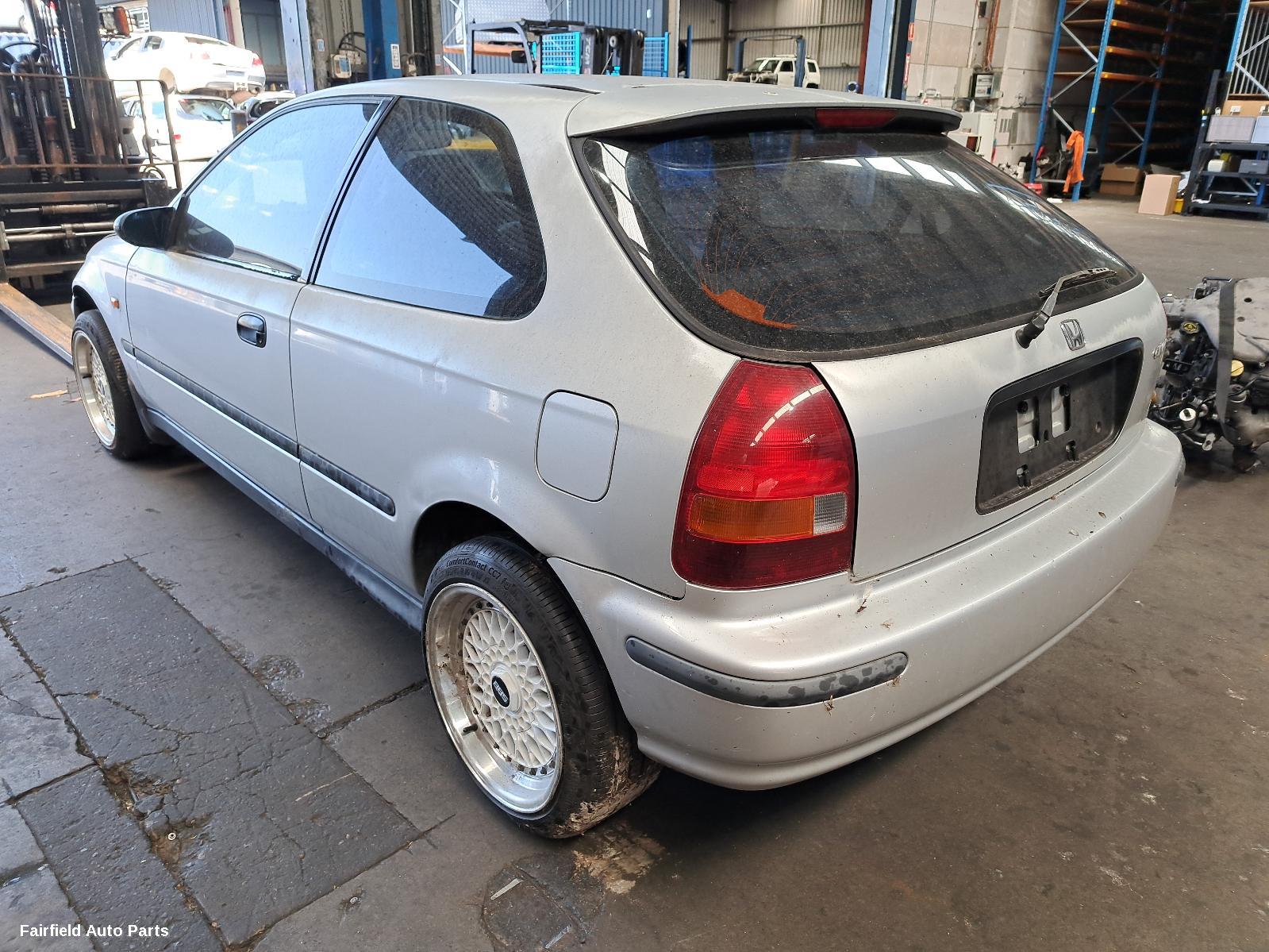 1997 Honda Civic Grille