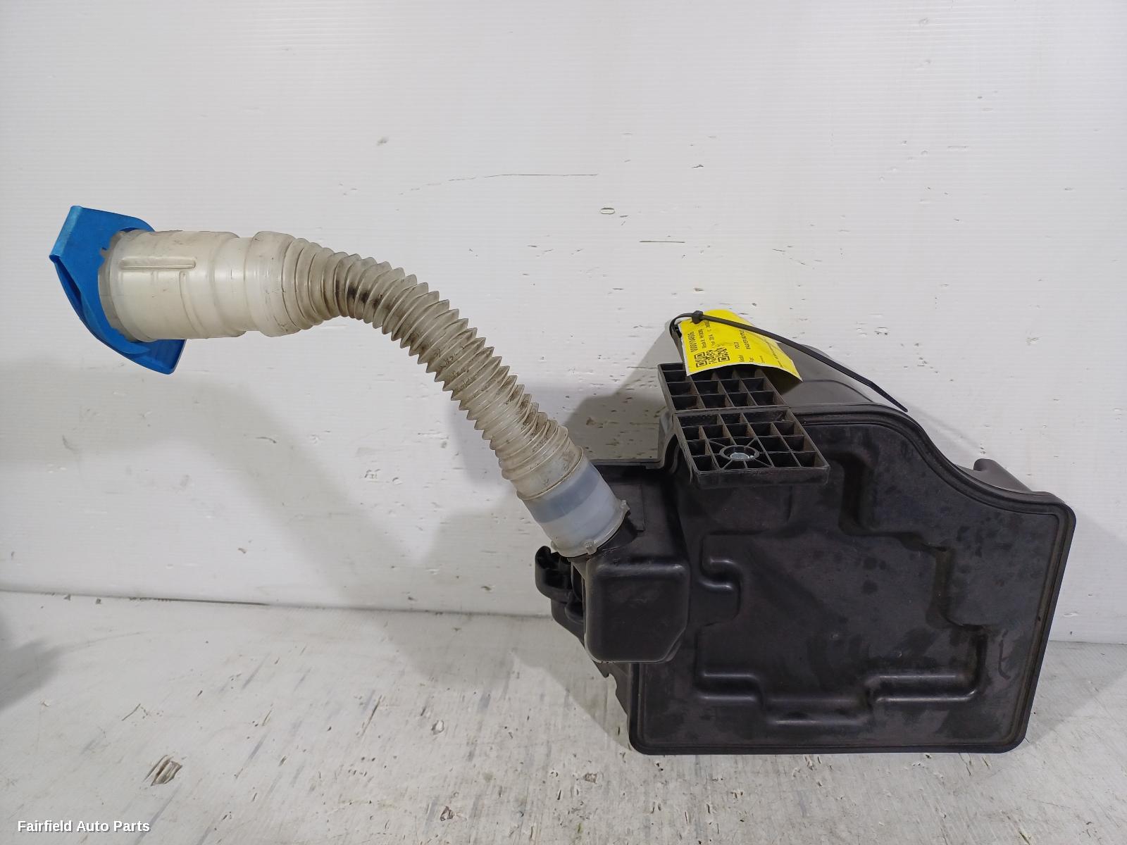 2014 Volkswagen Polo Washer Bottle