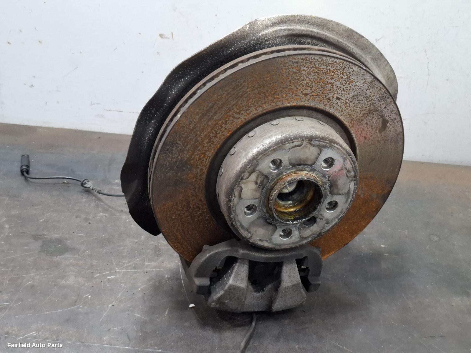 2017-2024 Bmw X3 Left Front Hub Assembly