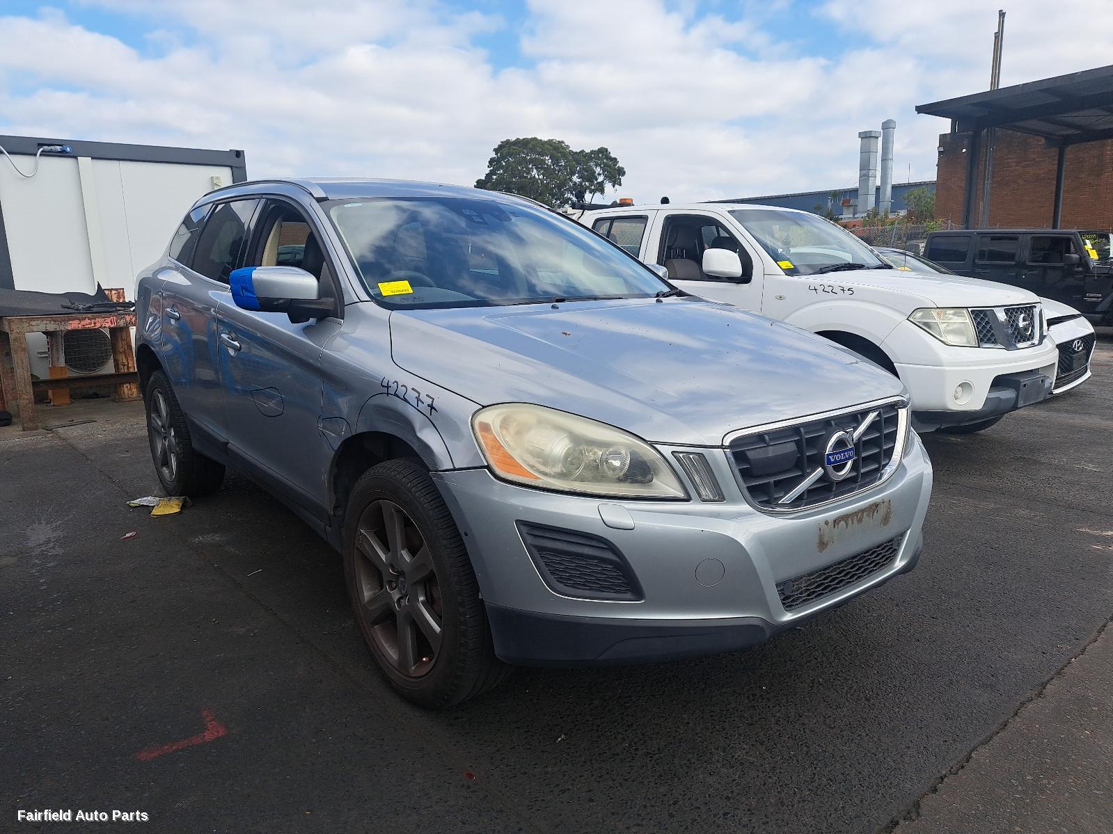 2011 Volvo Xc60 Left Headlamp
