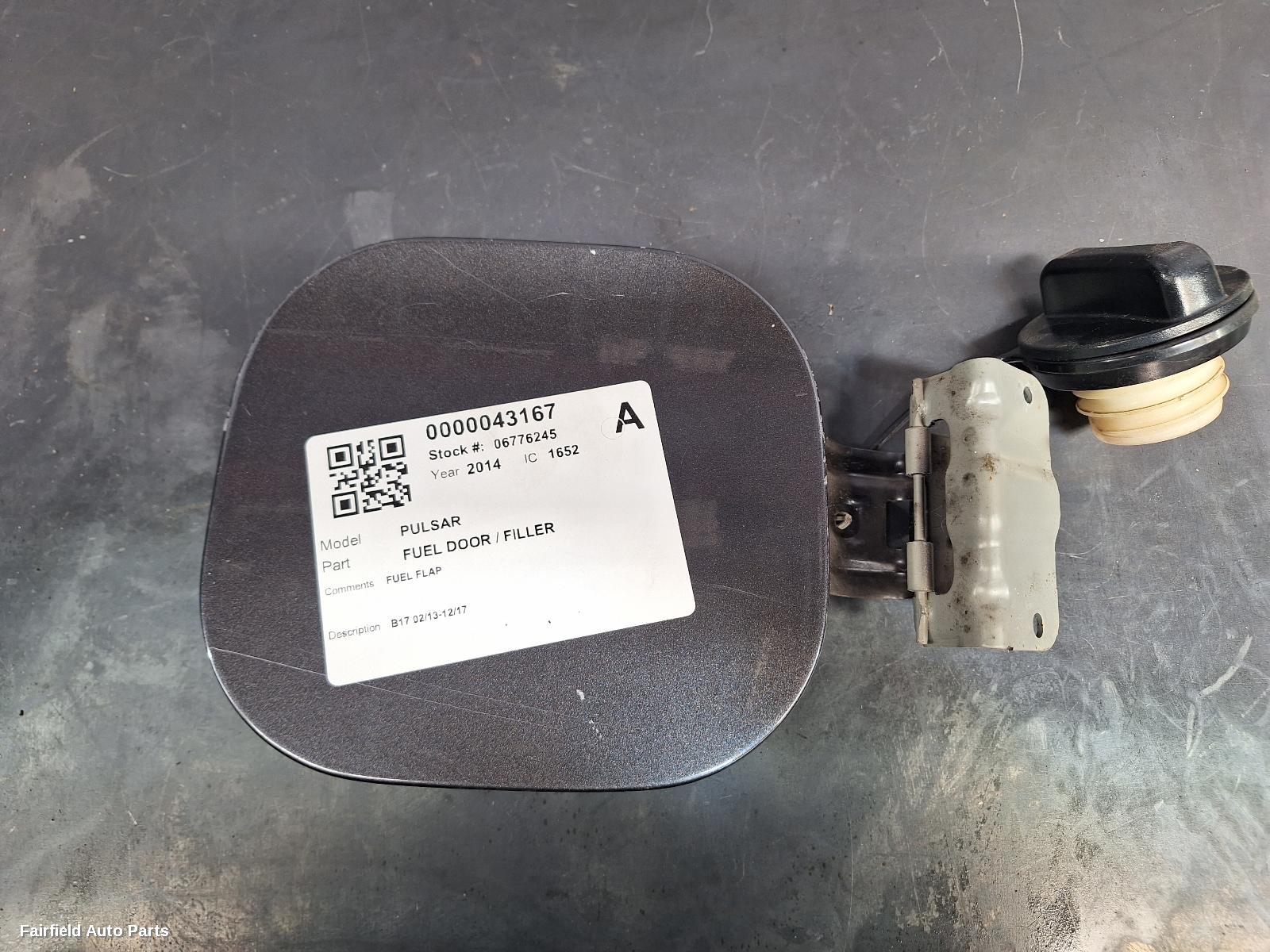 2013-2017 Nissan Pulsar Fuel Door Filler