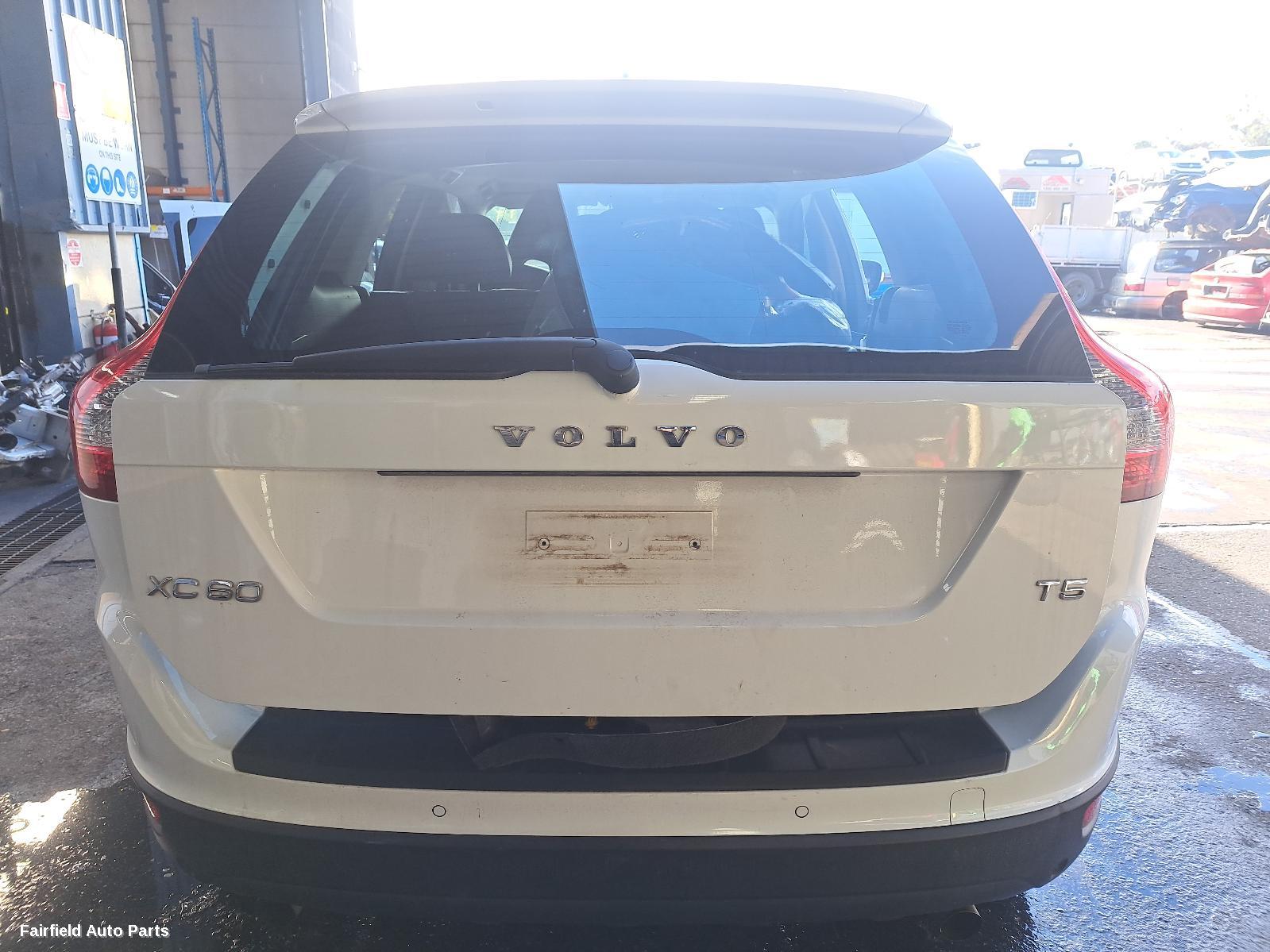 2009-2013 Volvo Xc60 Left Door Mirror
