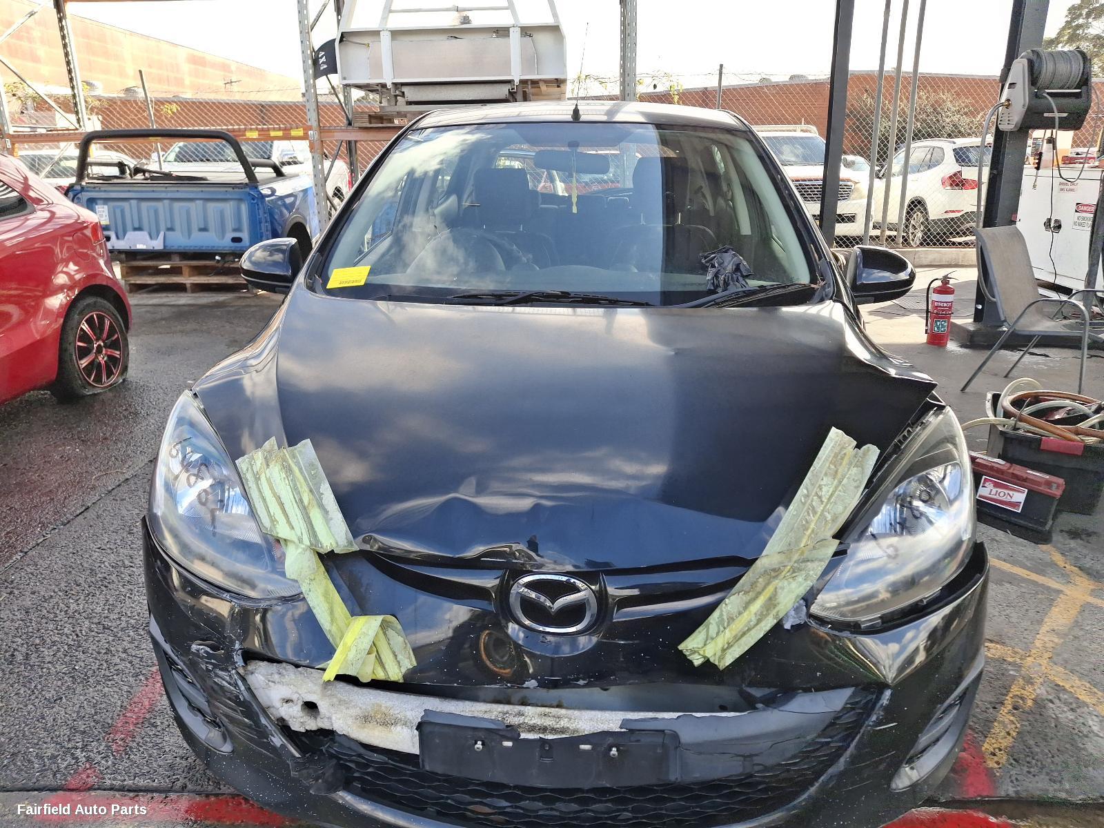 2011 Mazda 2 Right Guard Liner