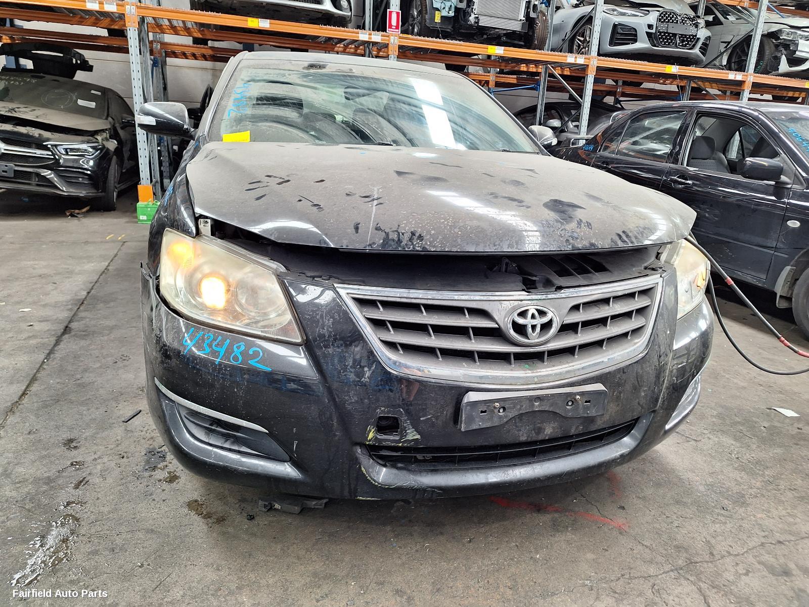 2006-2009 Toyota Aurion Rear Garnish