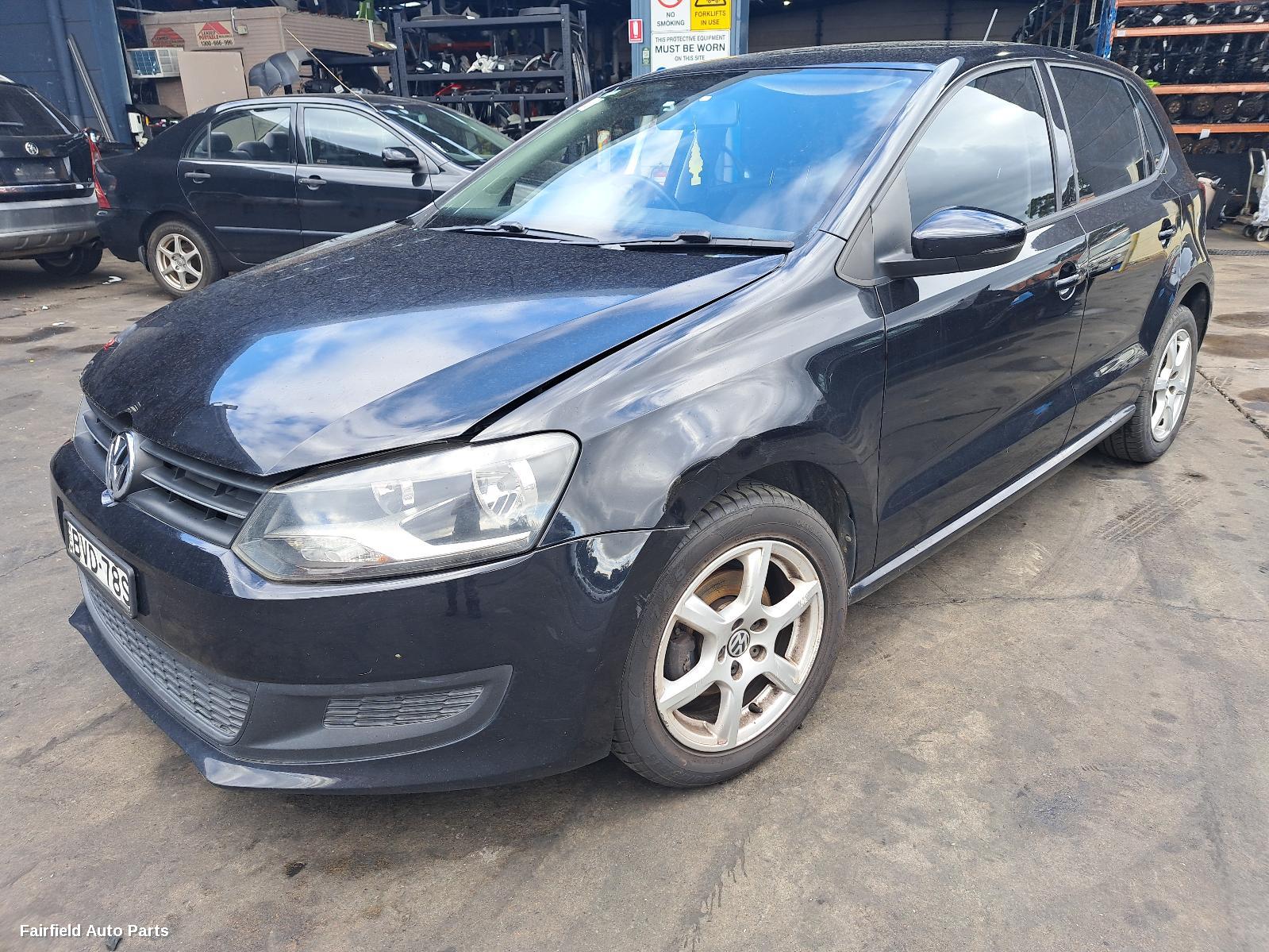 2010-2014 Volkswagen Polo Left Door Mirror
