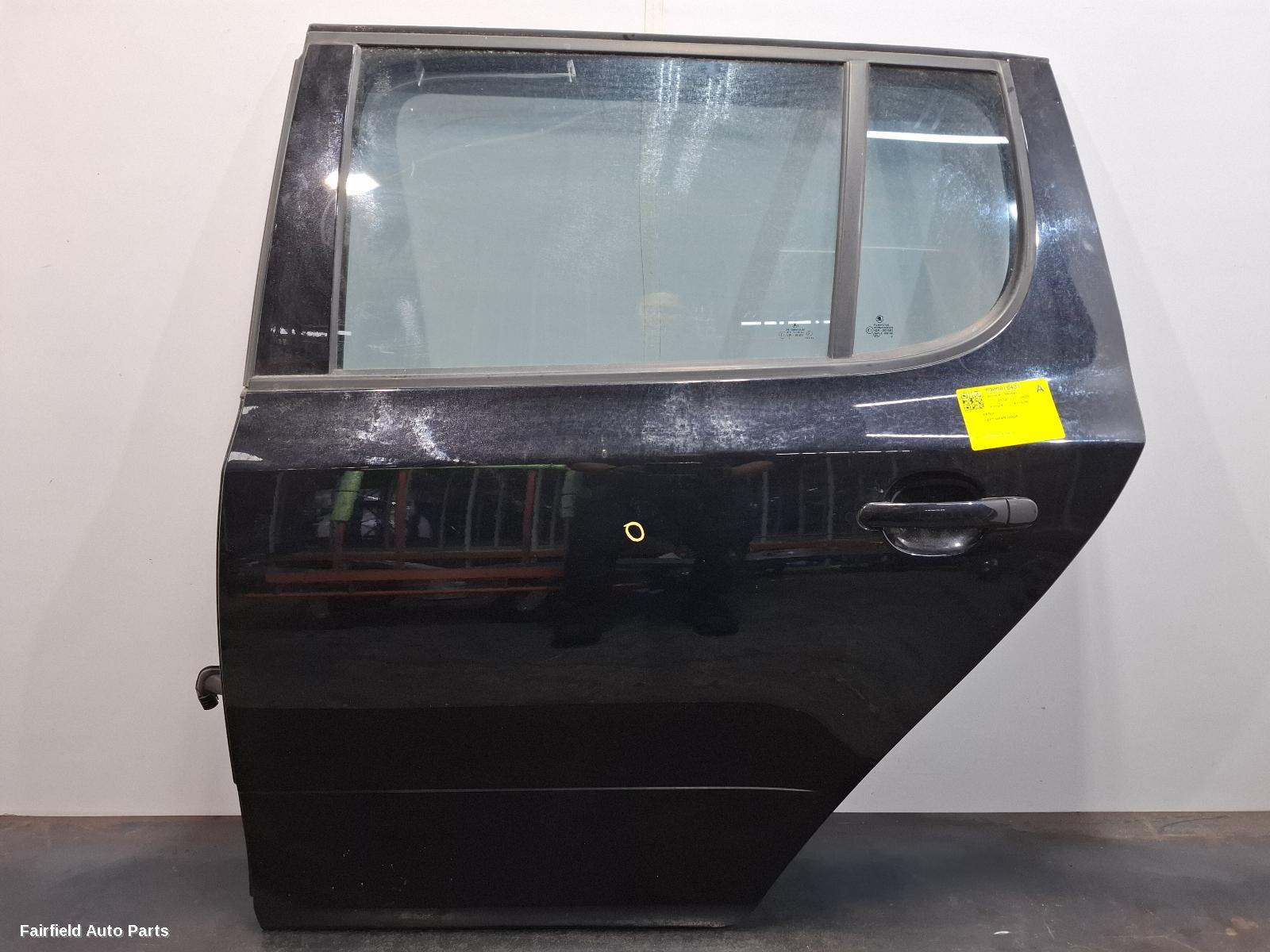 2011-2015 Skoda Fabia Left Rear Door Sliding