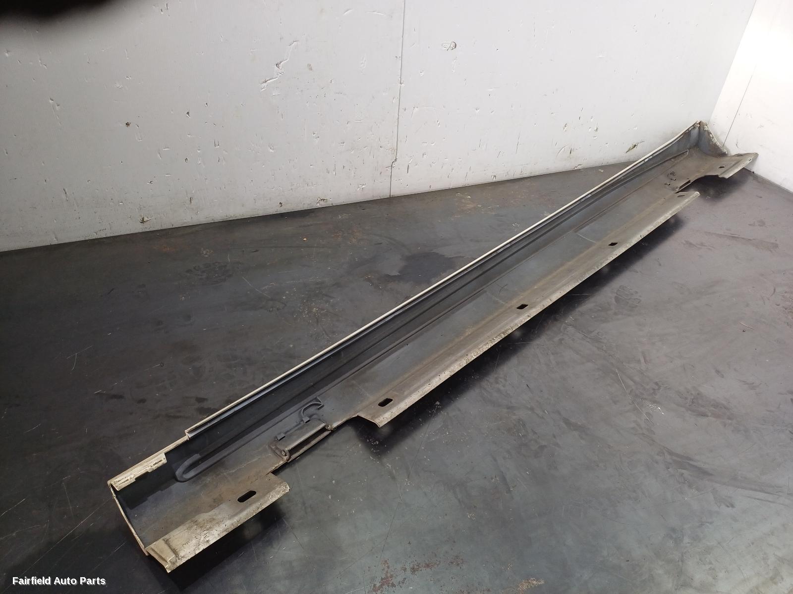 2013-2019 Mercedes Cla Class Side Step Skirt