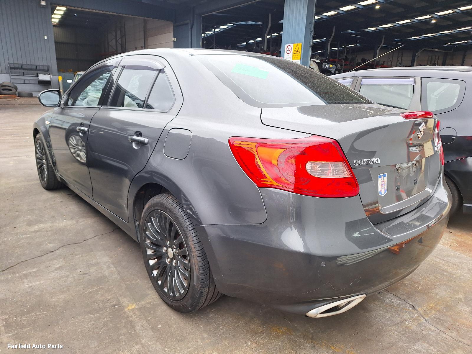 2012 Suzuki Kizashi Left Indicator Fog Side