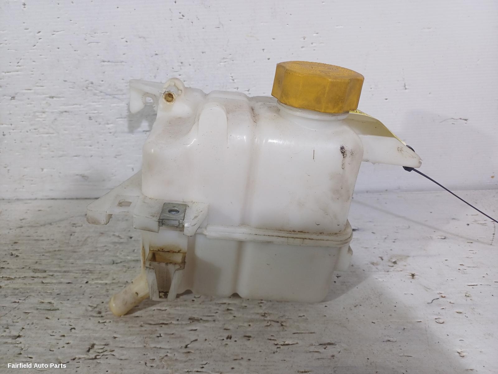 2011-2018 Holden Captiva Overflow Bottle