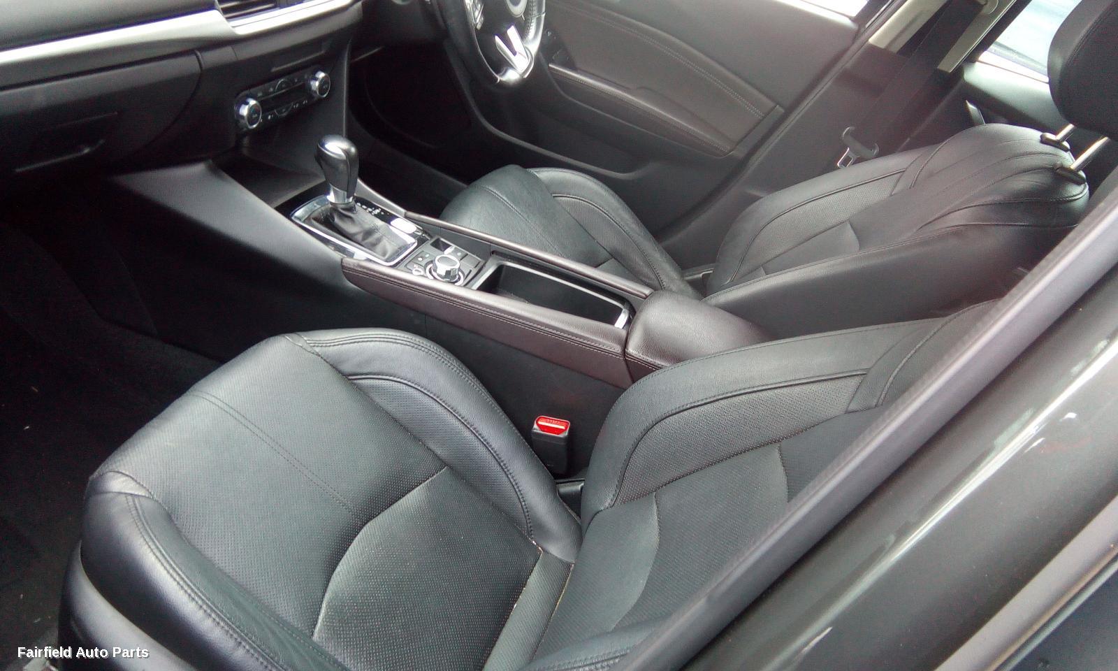 2016-2019 Mazda 3 Right Door Mirror