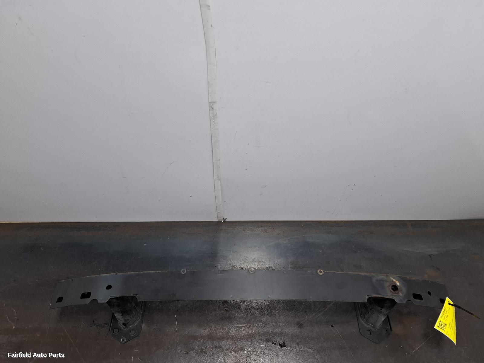 2004-2007 Bmw 1 Series F Bar Reinforc Brack