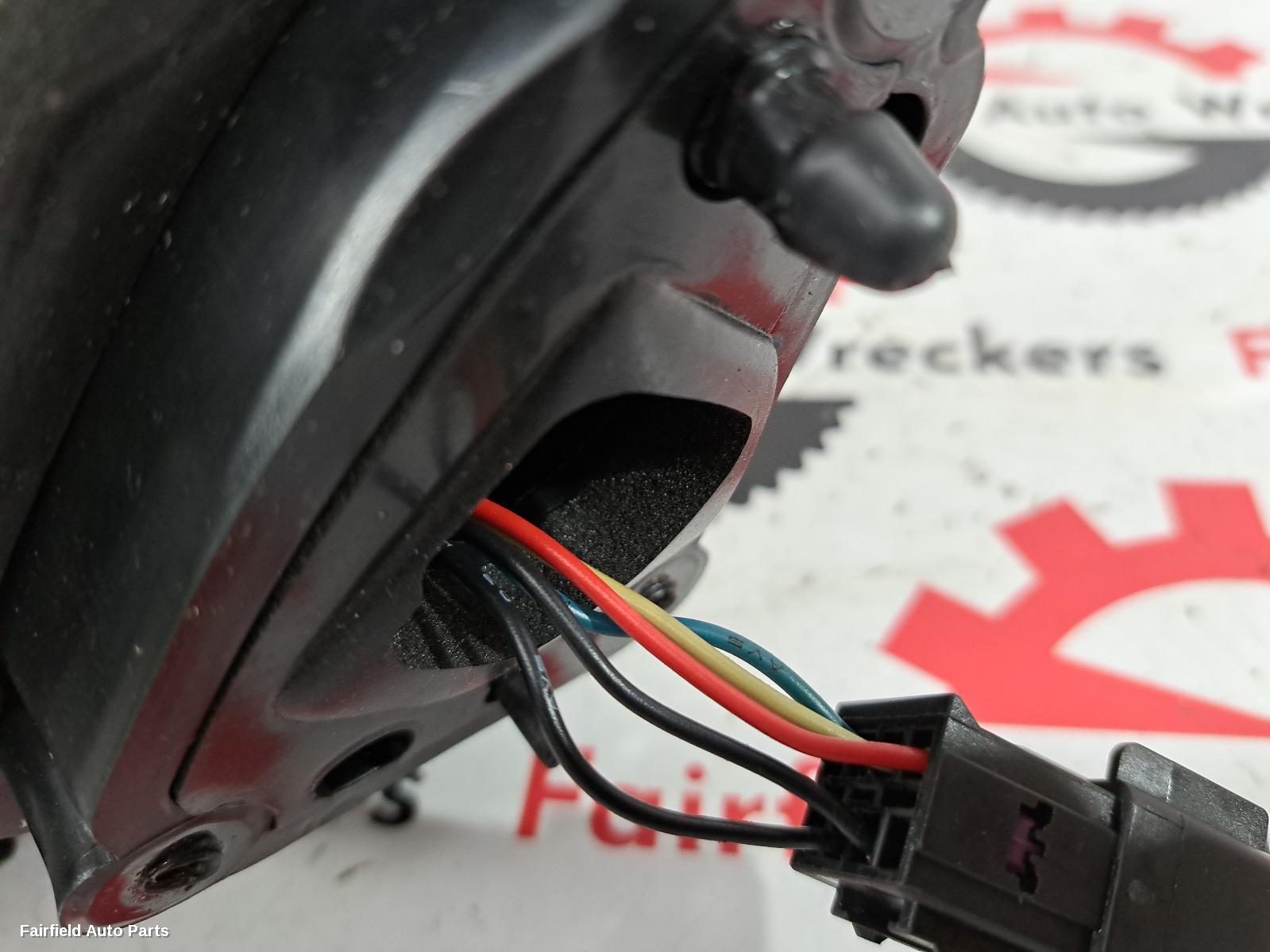 2014 Holden Cruze Right Door Mirror