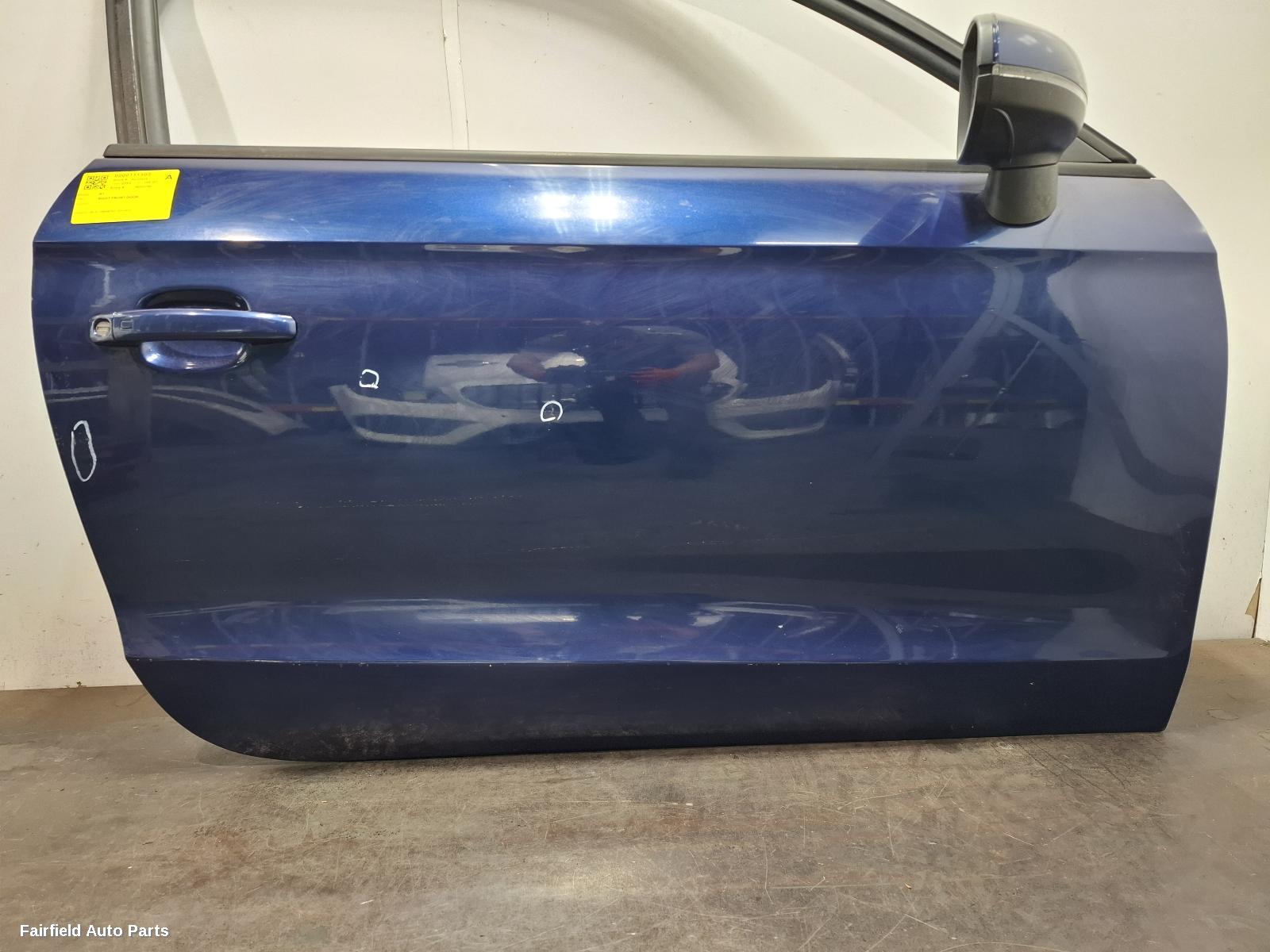 2010-2013 Audi A1 Right Front Door