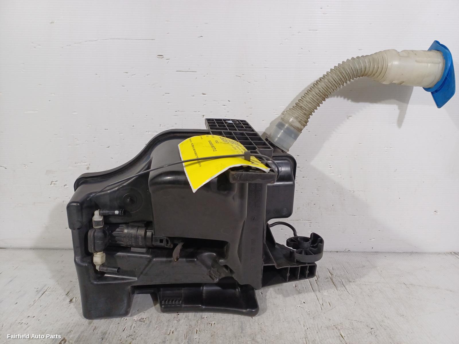 2014 Volkswagen Polo Washer Bottle