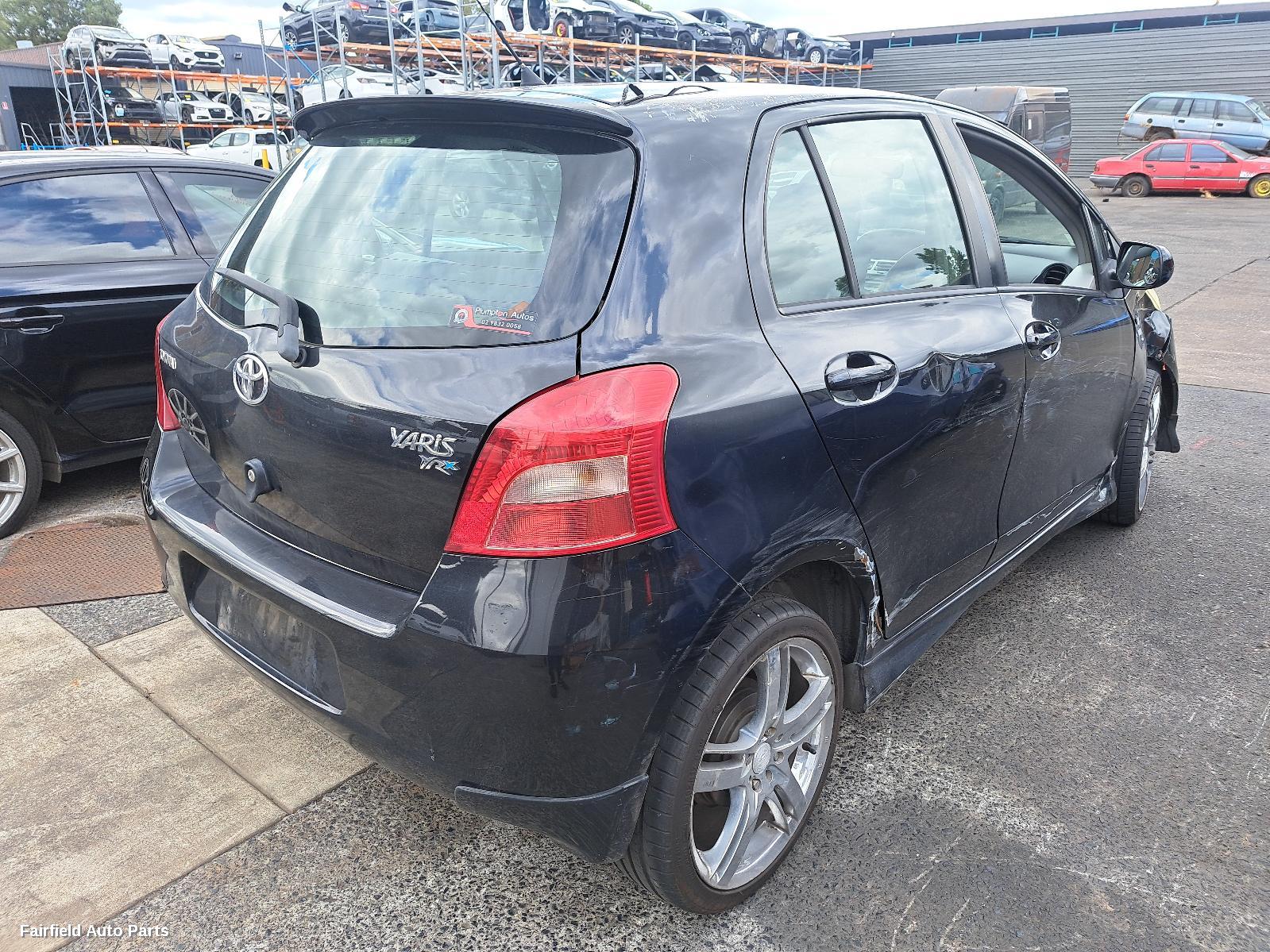 2005-2016 Toyota Yaris Glove Box