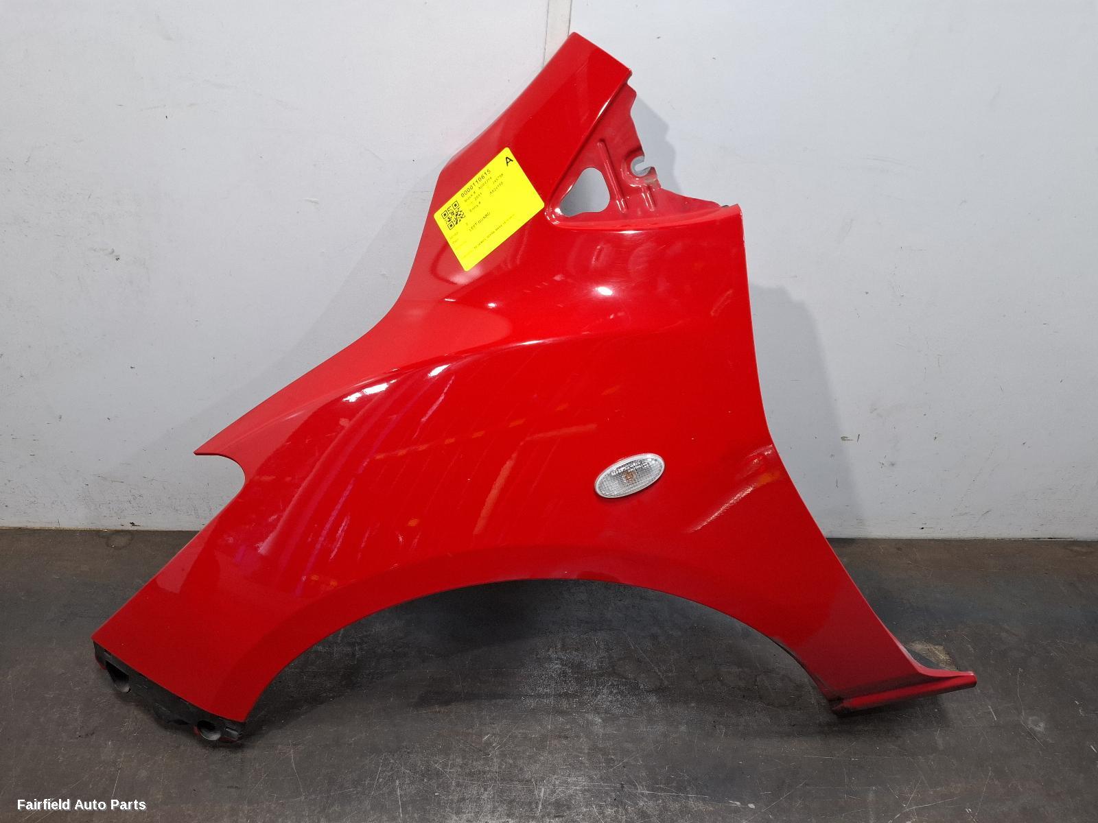 2010-2011 Mazda 2 Left Guard