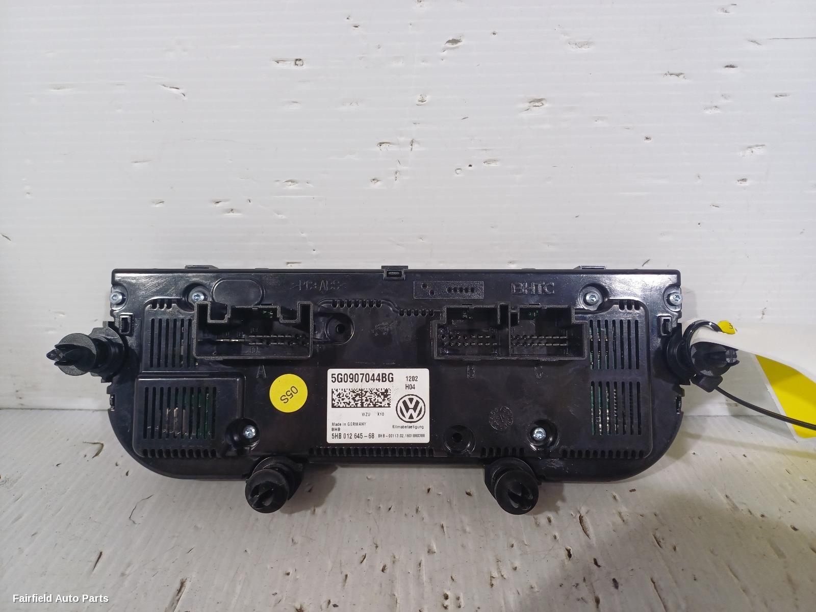 2015-2019 Volkswagen Passat Heater Ac Controls