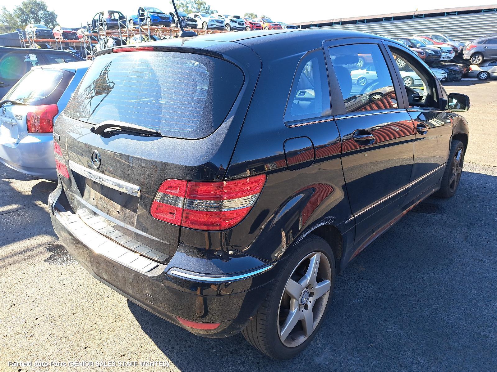 2010 Mercedes B Class A C Condenser