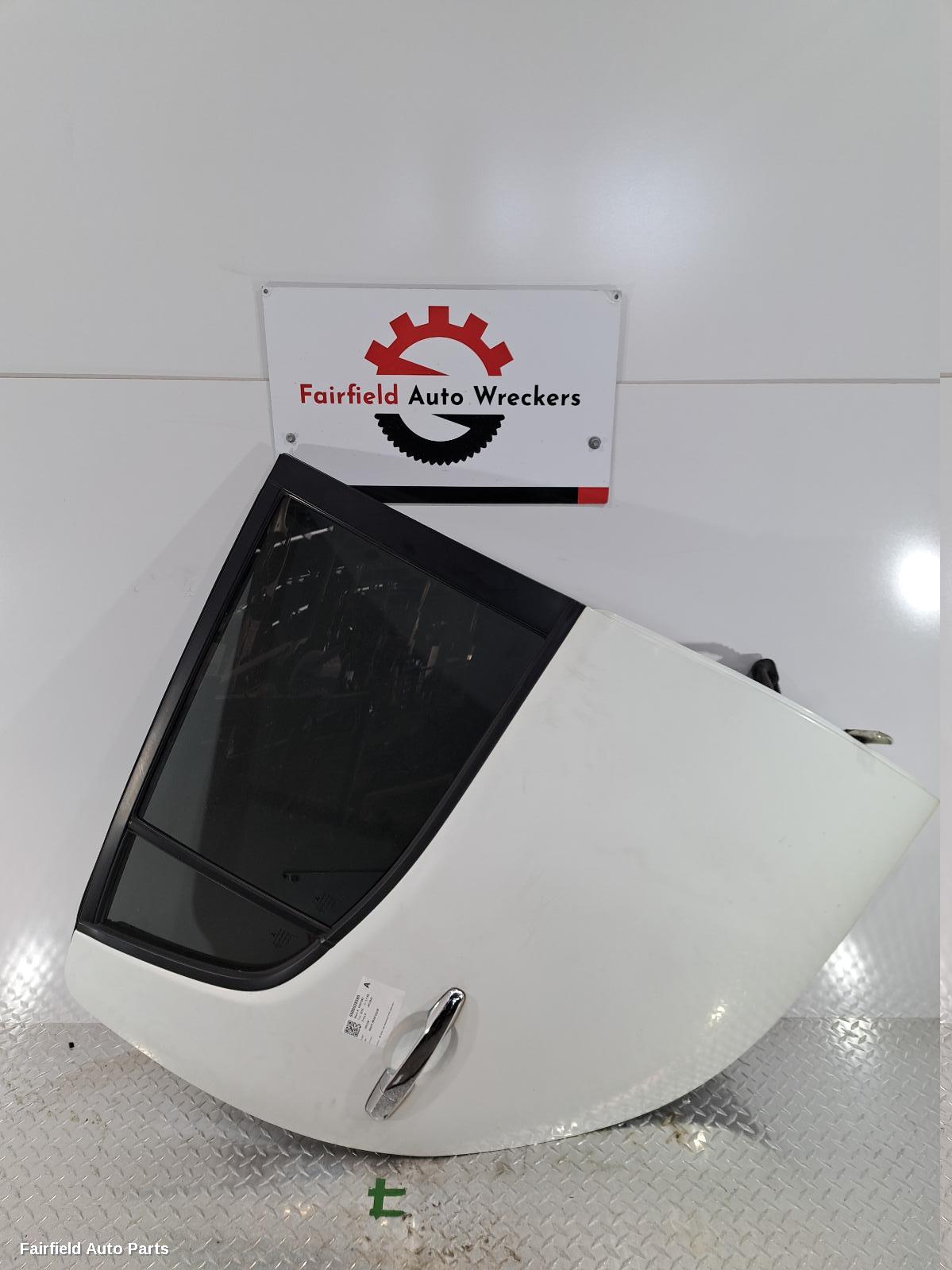 2009-2015 Mitsubishi Triton Right Rear Door Sliding