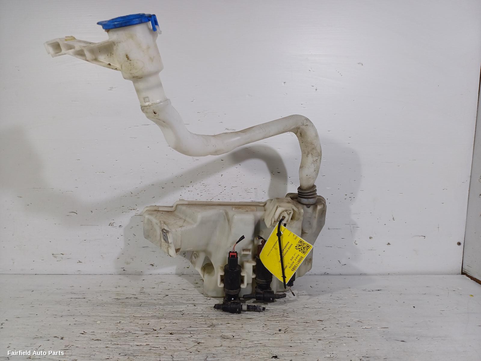 2011-2019 Land Rover Rangerover Evoque Washer Bottle