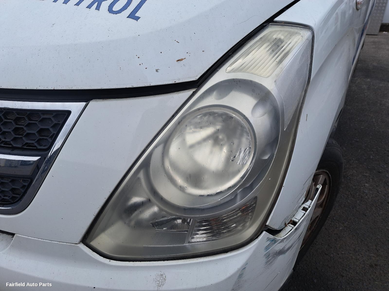 2011 Hyundai Iload/imax Right Headlamp