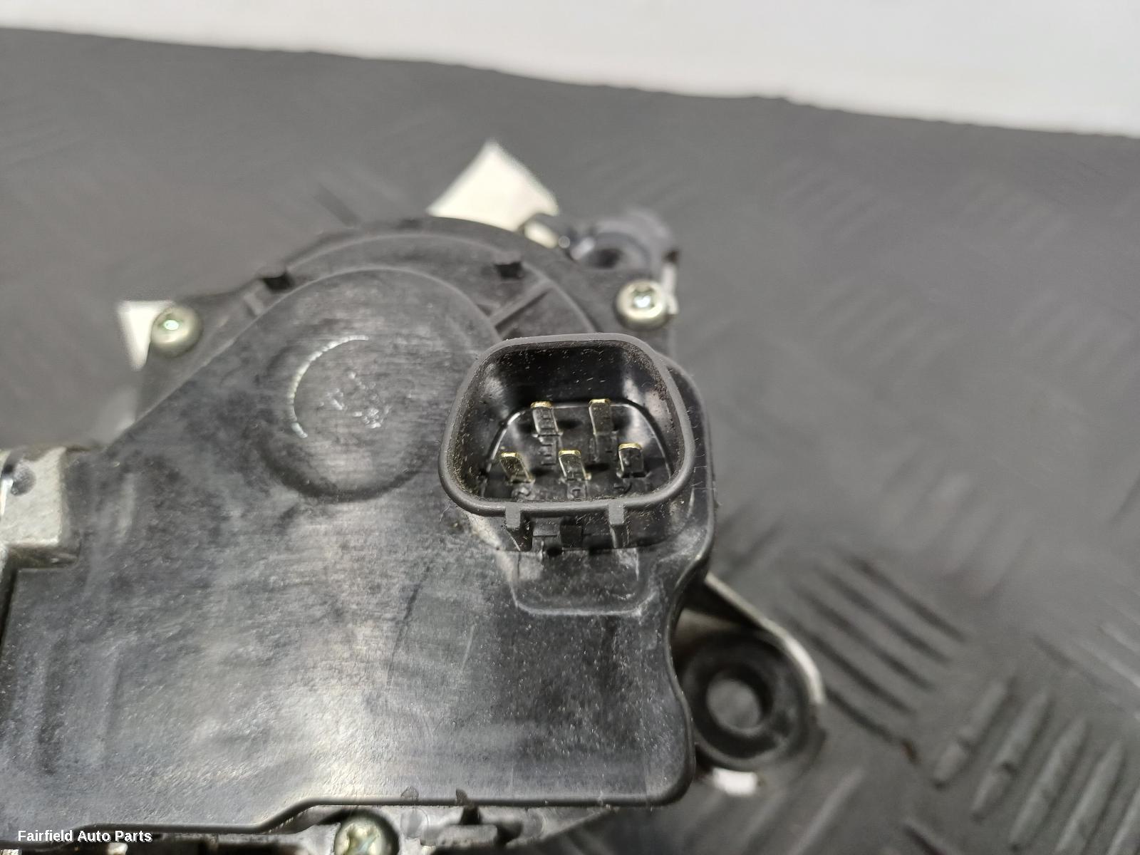 2014-2021 Mitsubishi Pajero Wiper Motor