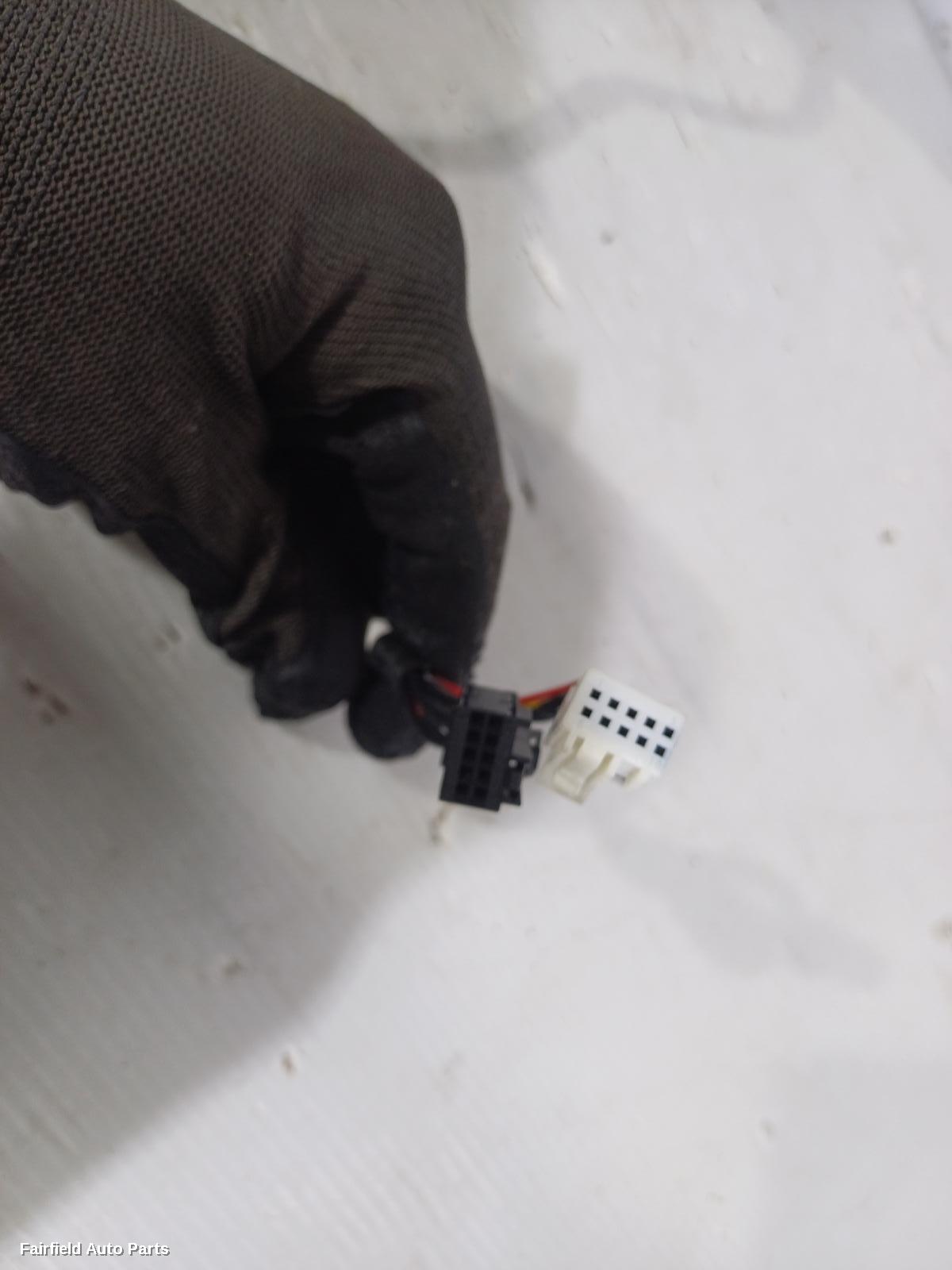 2014-2019 Mercedes B Class Left Door Mirror