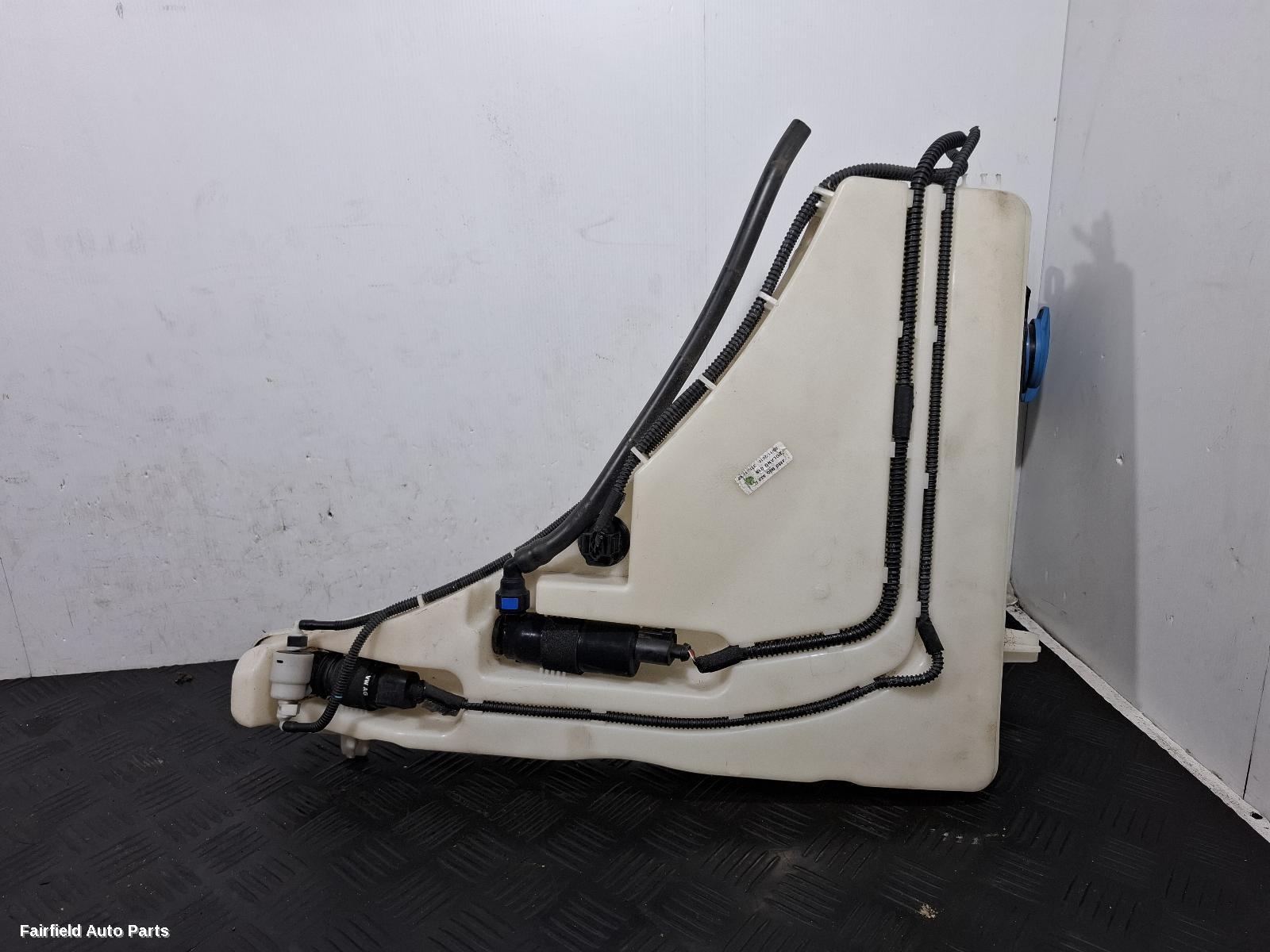 2015-2020 Audi Q7 Washer Bottle