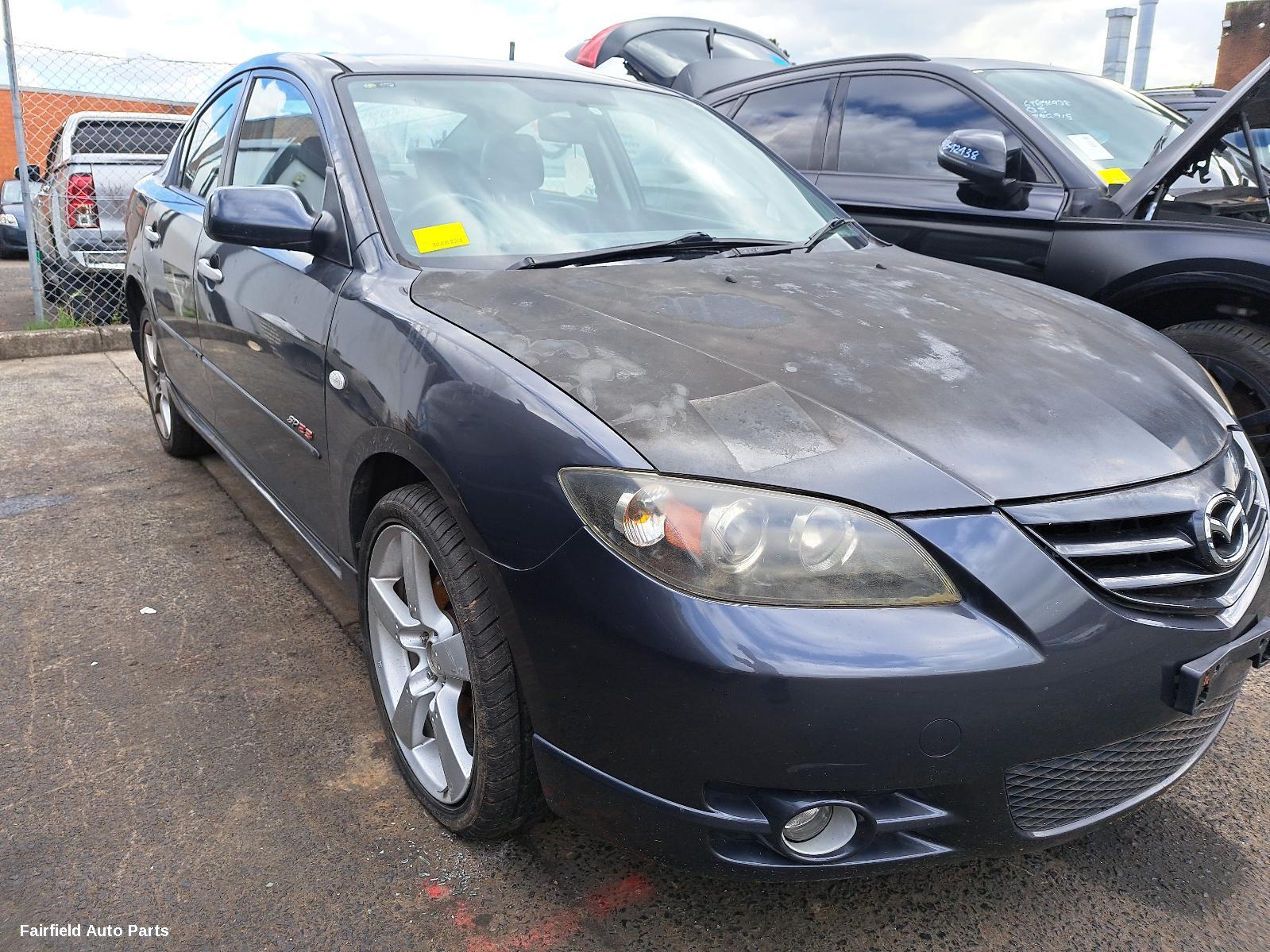 2005 Mazda 3 Left Taillight