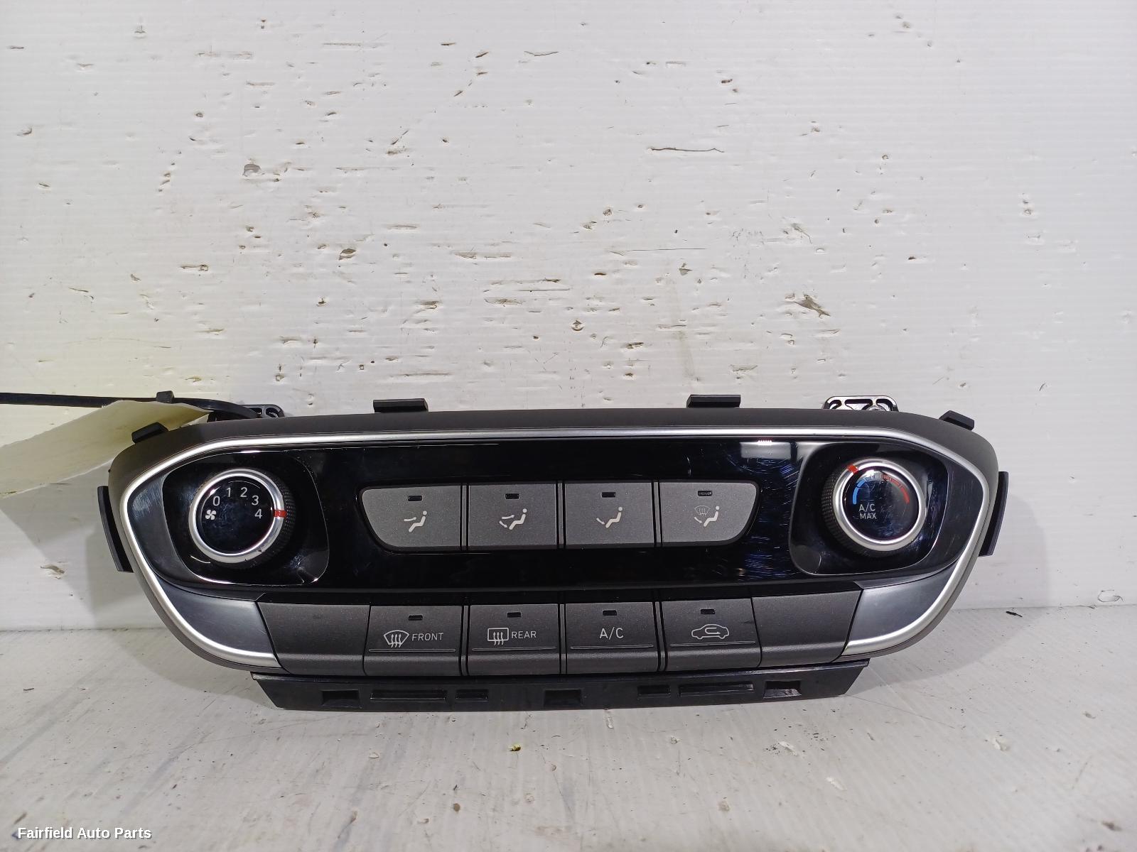 2017-2025 Hyundai I30 Heater Ac Controls