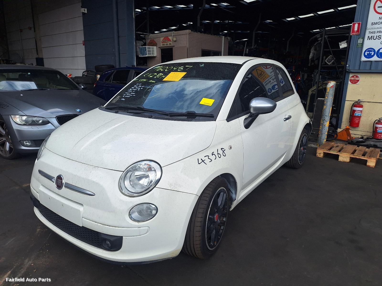2013 Fiat 500 Left Front Door