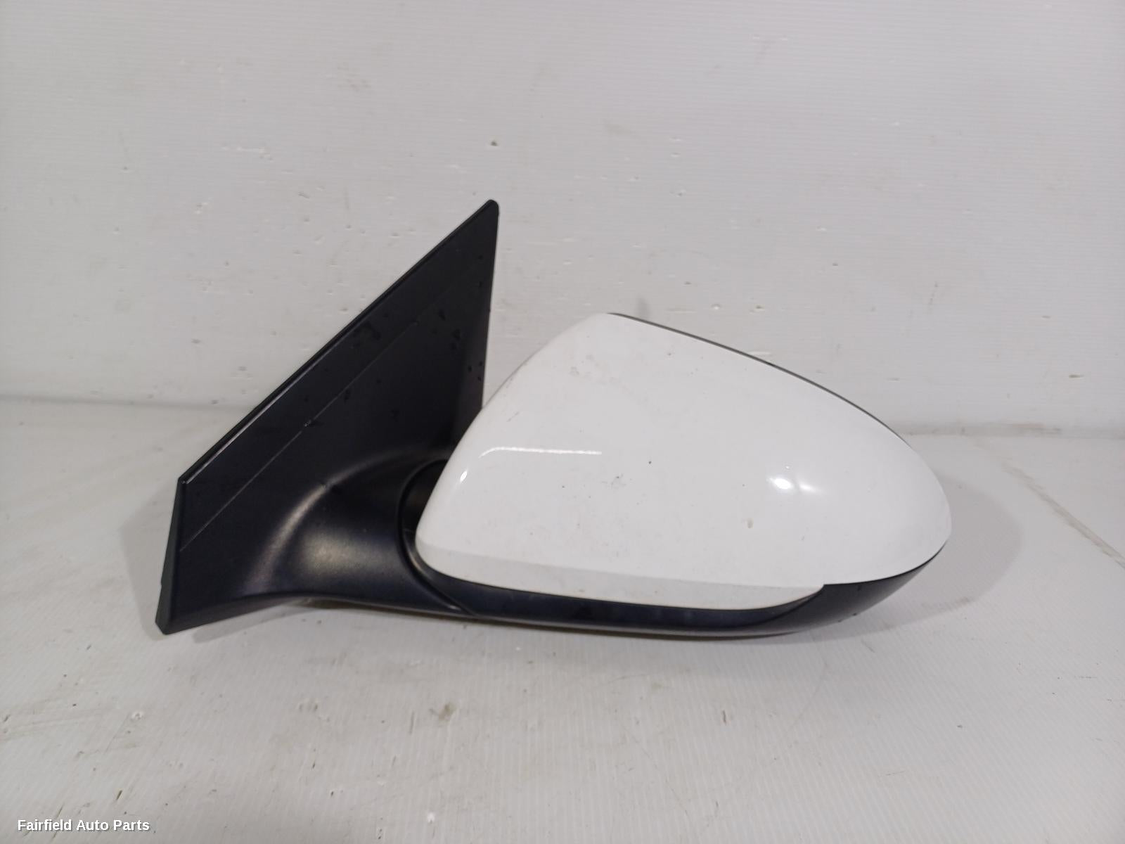 2015-2018 Hyundai Elantra Left Door Mirror