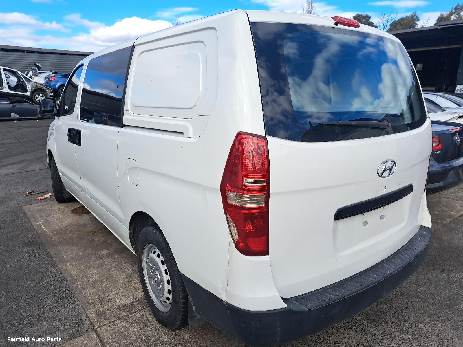 2009 Hyundai Iload/imax Air Cleaner Box