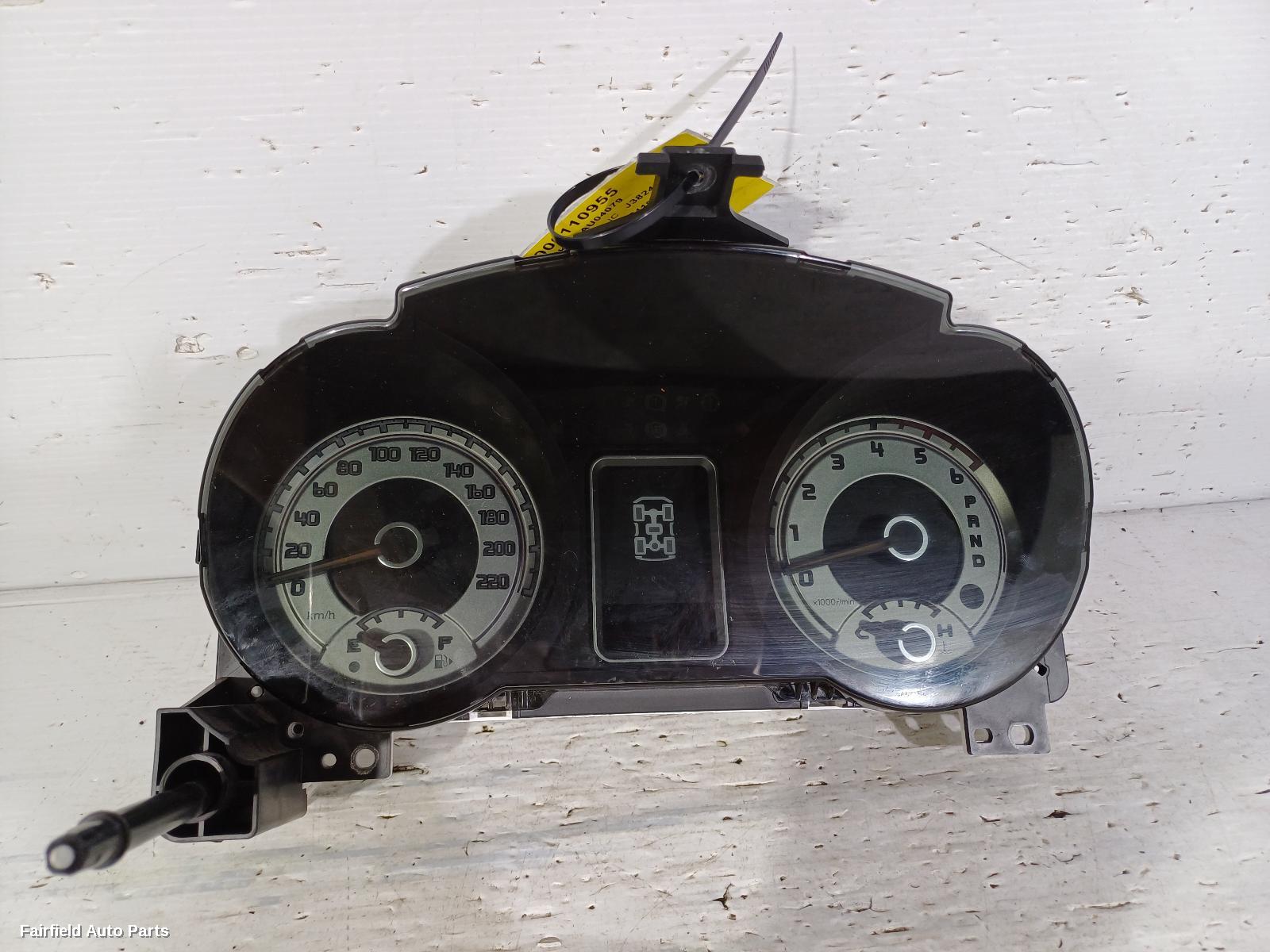 2006-2021 Mitsubishi Pajero Instrument Cluster