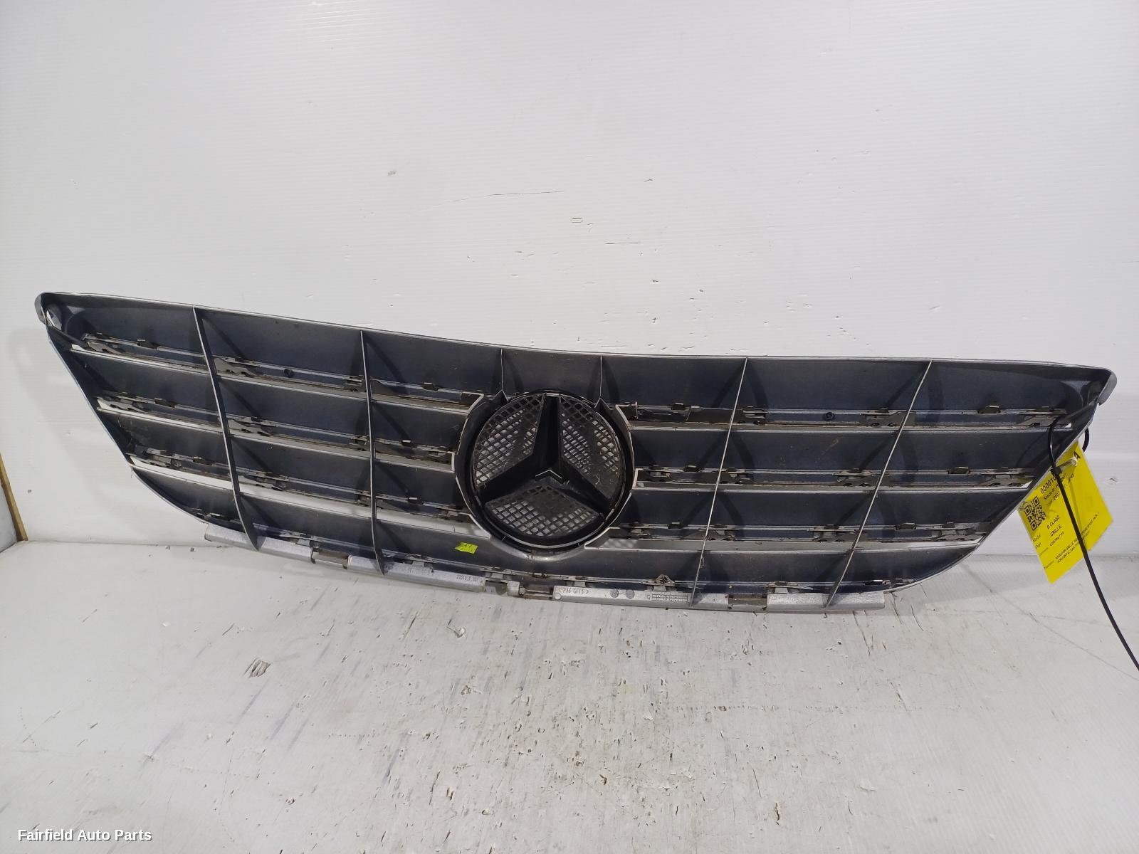 2007 Mercedes B Class Grille