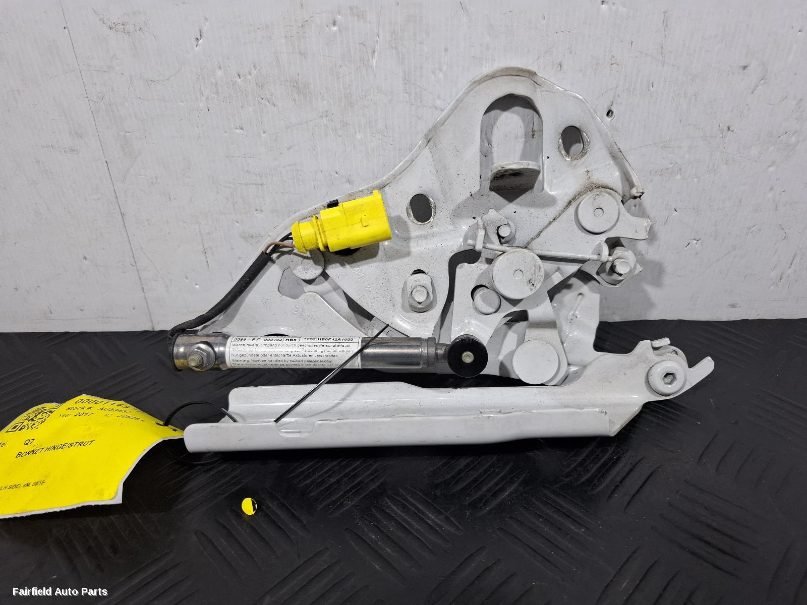 2015-2025 Audi Q7 Bonnet Hinge Strut