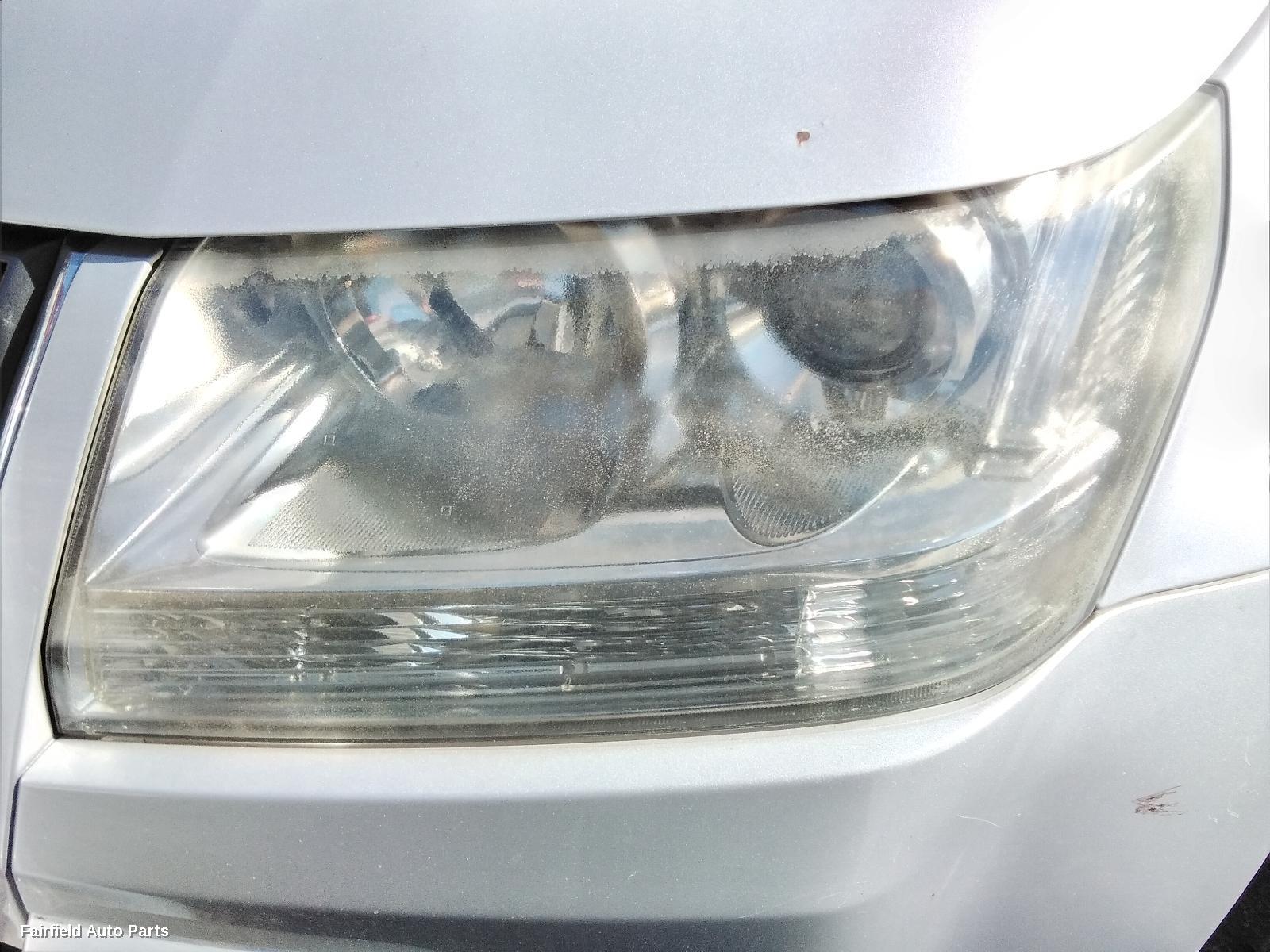 2007 Suzuki Vitara Grille