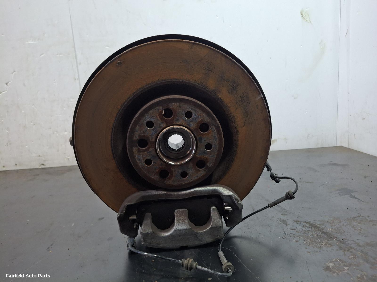2014-2018 Jeep Cherokee Right Front Hub Assembly
