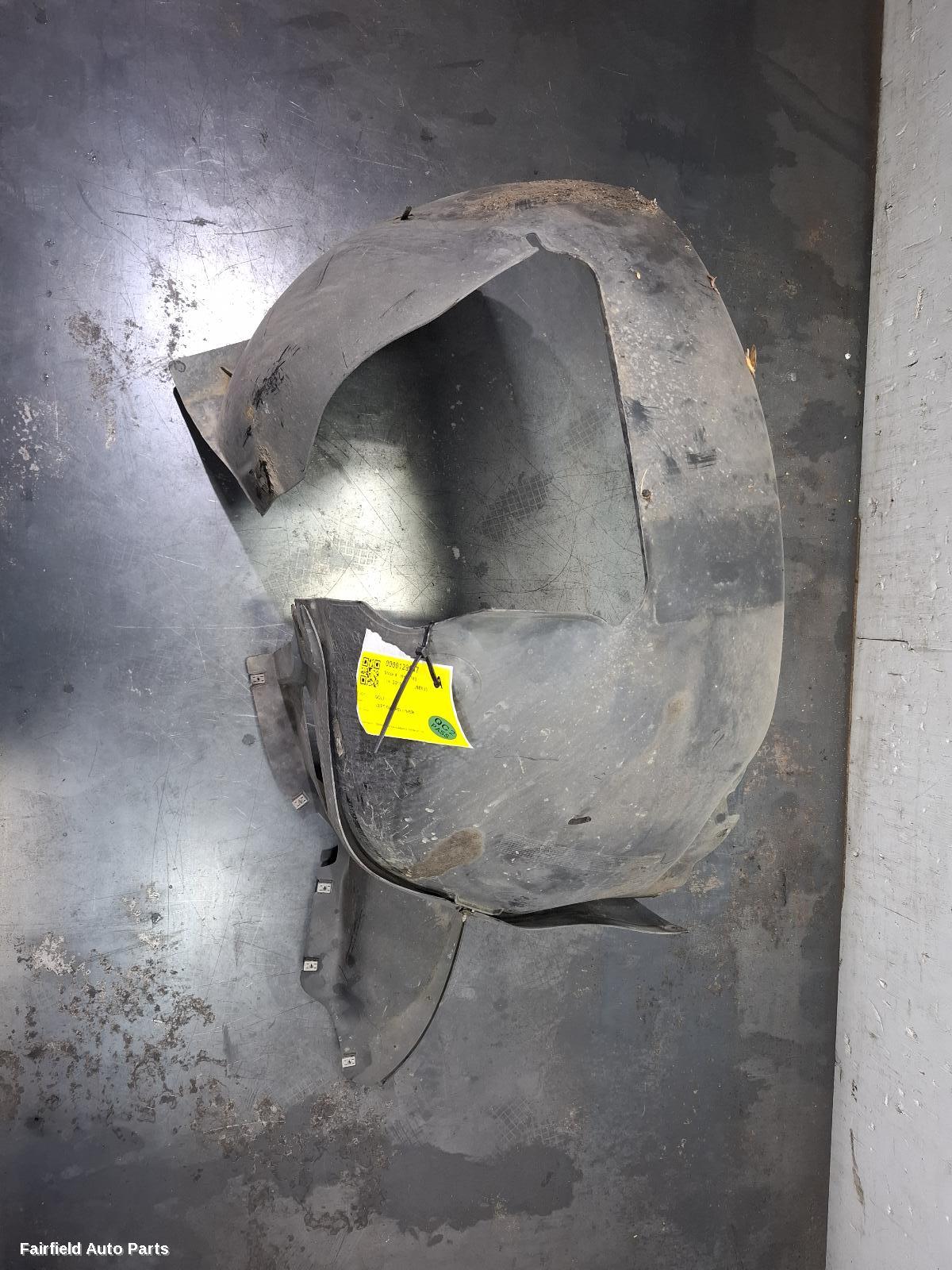 2008-2016 Volkswagen Golf Left Guard Liner