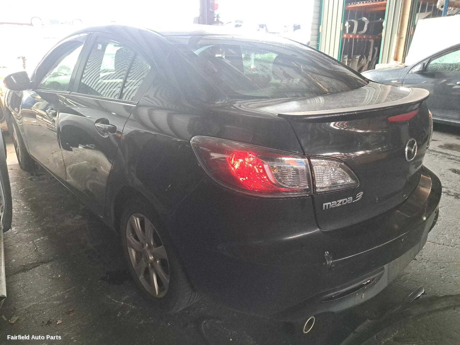 2009 Mazda 3 Left Headlamp