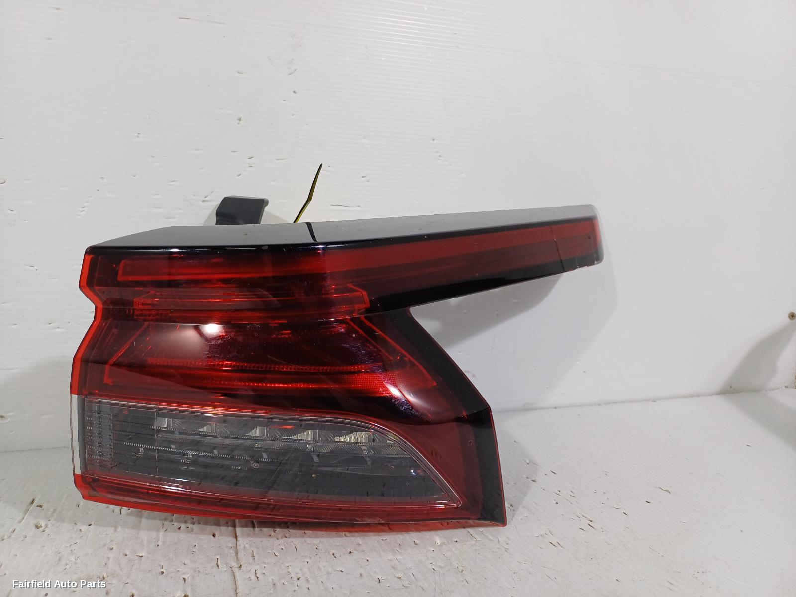 2022-2024 Nissan Qashqai Right Taillight