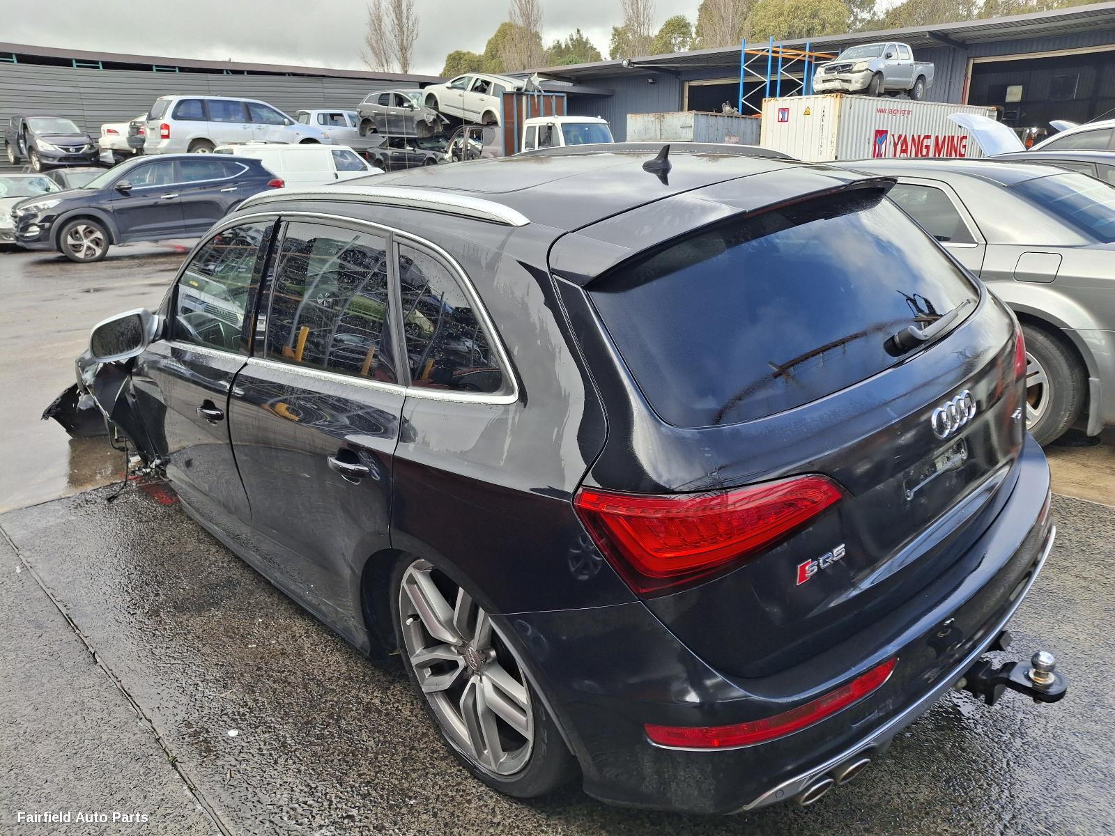 2014 Audi Q5 Glove Box